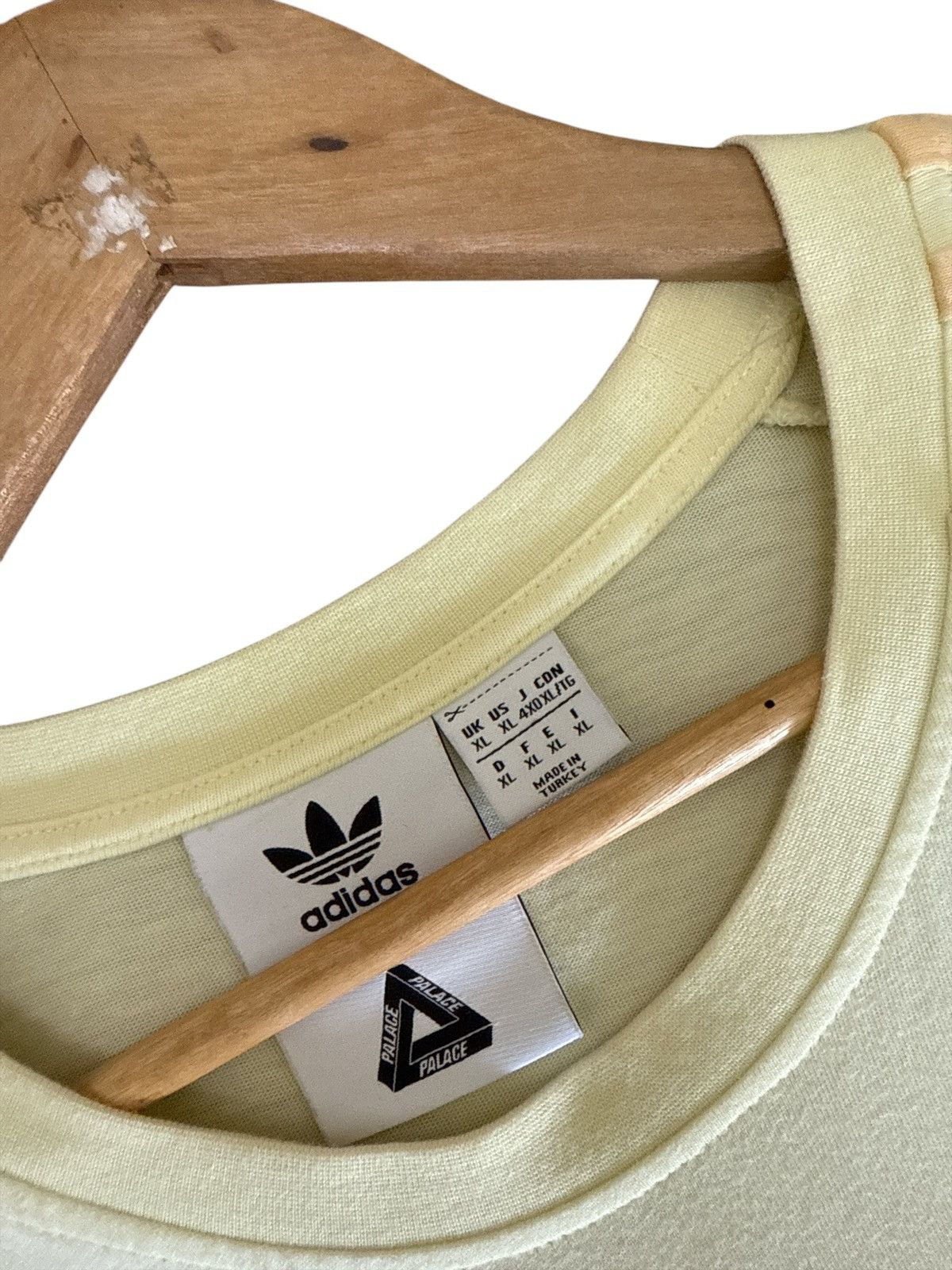 Adidas × Palace LAST DROP DELETE SOON !!! Palace Adidas Logo Tee Size US XL / EU 56 / 4 - 3 Thumbnail