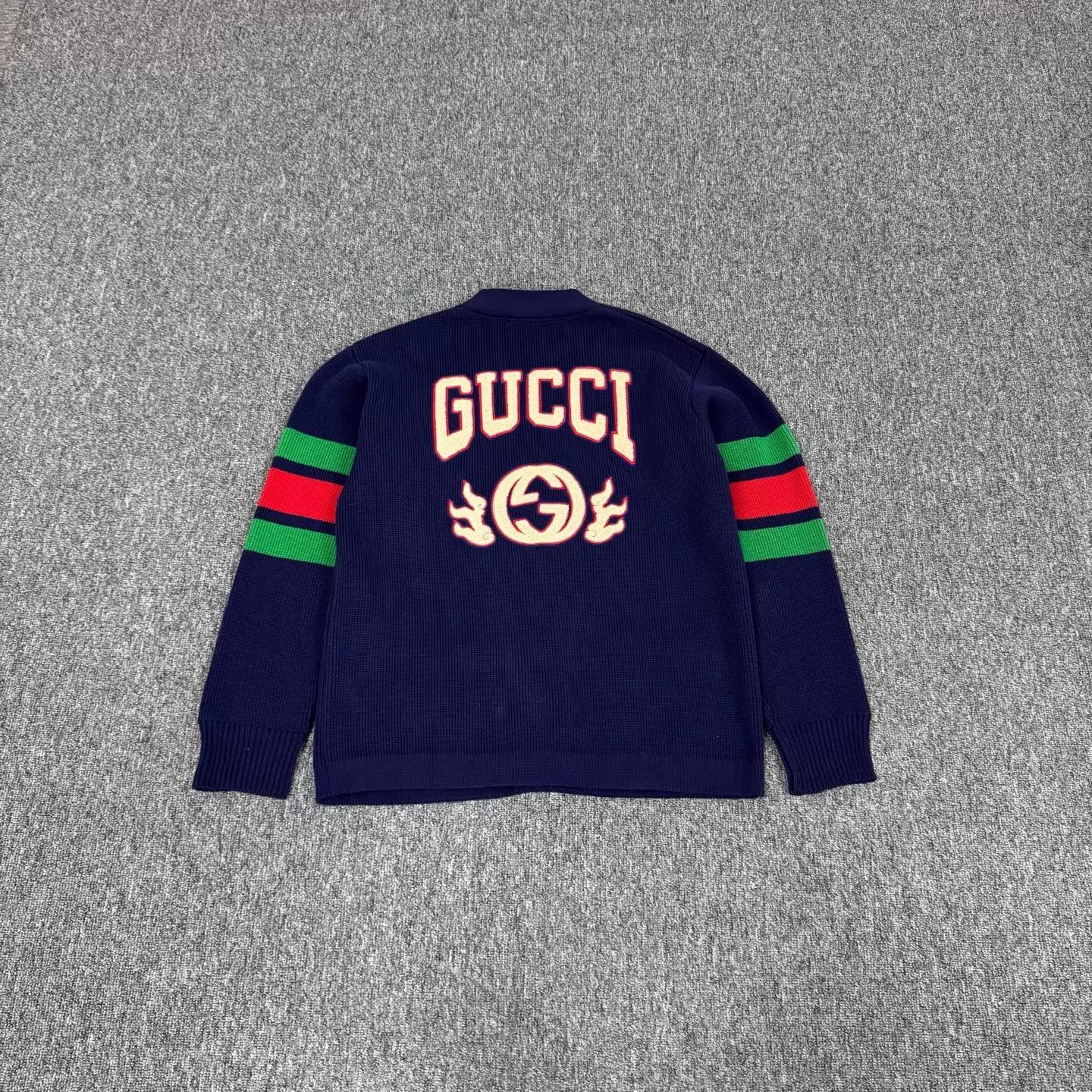 Gucci Gucci SS24 striped colorblocked V knit cardy M 99new Size US M / EU 48-50 / 2 - 1 Thumbnail
