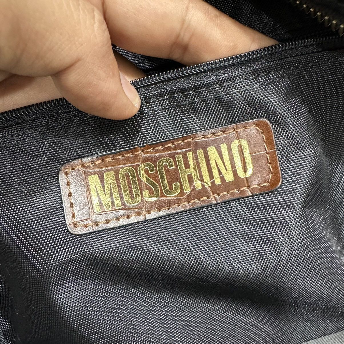 Moschino Authentic MOSCHINO Vtg. Nylon Crocs Embossed Crossbody Size ONE SIZE - 13 Thumbnail