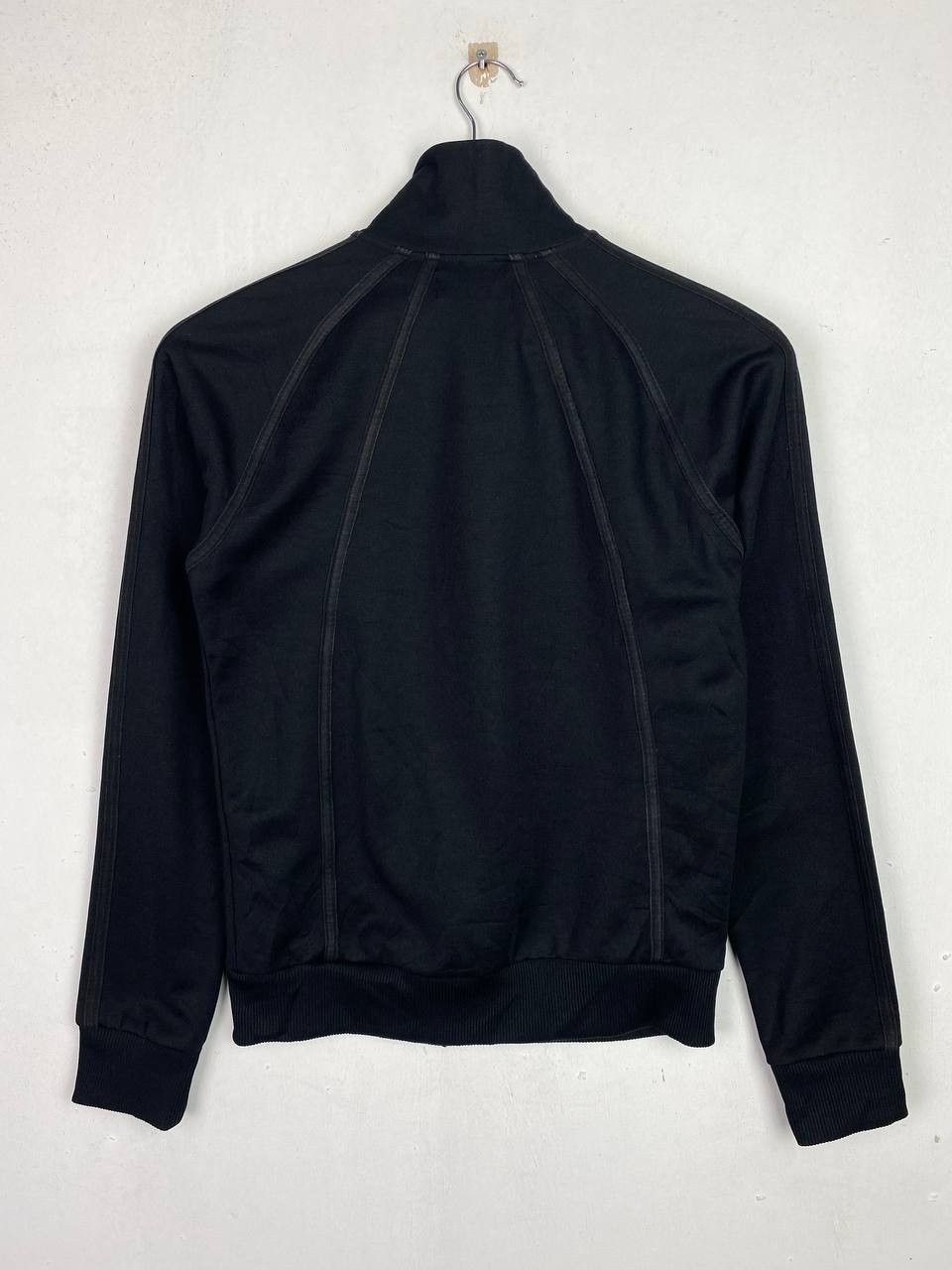 Designer × Fred Perry vintage fred perry tracktop made in portugal nice design Size US S / EU 44-46 / 1 - 7 Thumbnail