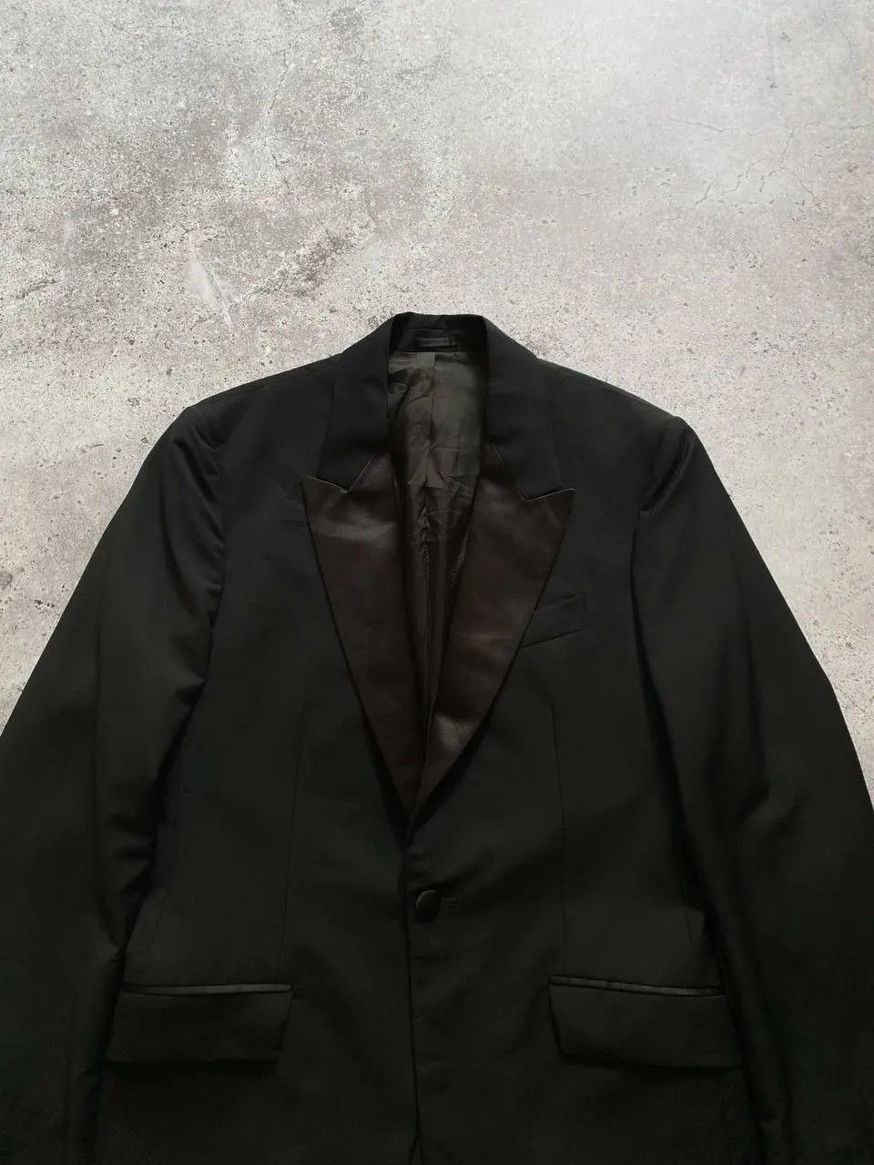 Alexander McQueen RARE ALEXANDER MCQUEEN BLACK WOOL SATIN LAPEL BLAZER Size 38R - 4 Thumbnail