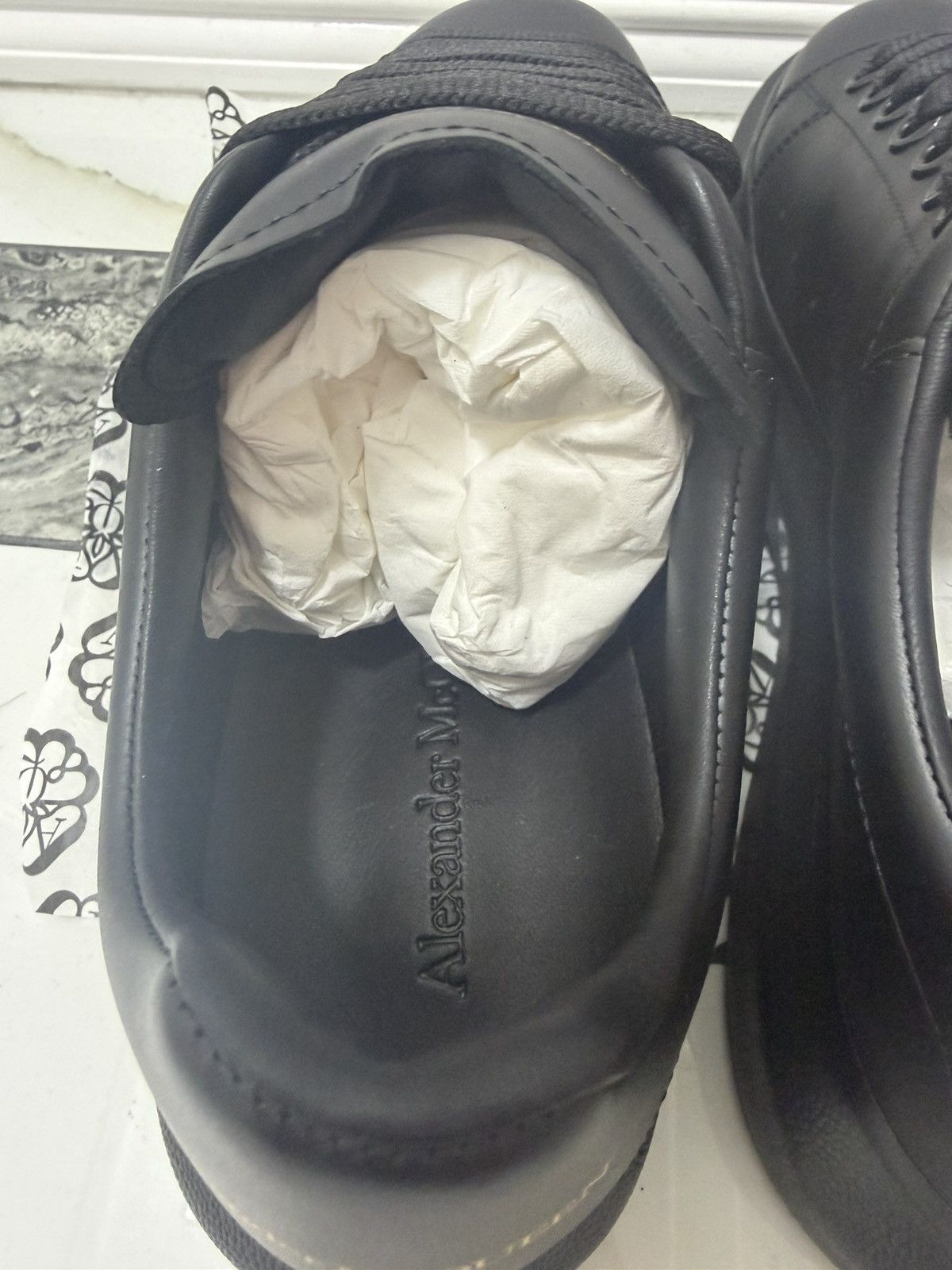 Alexander McQueen Alexander McQueen Oversized Triple Black Leather Size 41 Size US 8 / EU 41 - 12 Thumbnail