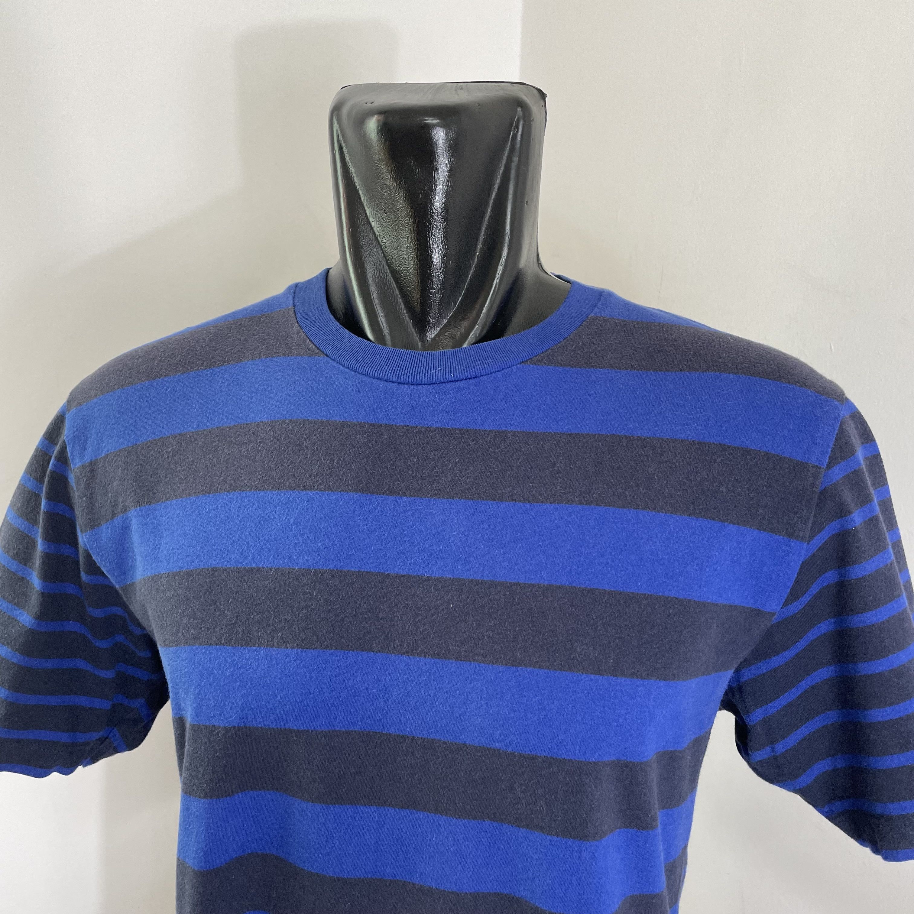 Japanese Brand × Uniqlo UNIQLO STRIPE TSHIRT BLUE CASUAL BASIC Size US L / EU 52-54 / 3 - 5 Thumbnail