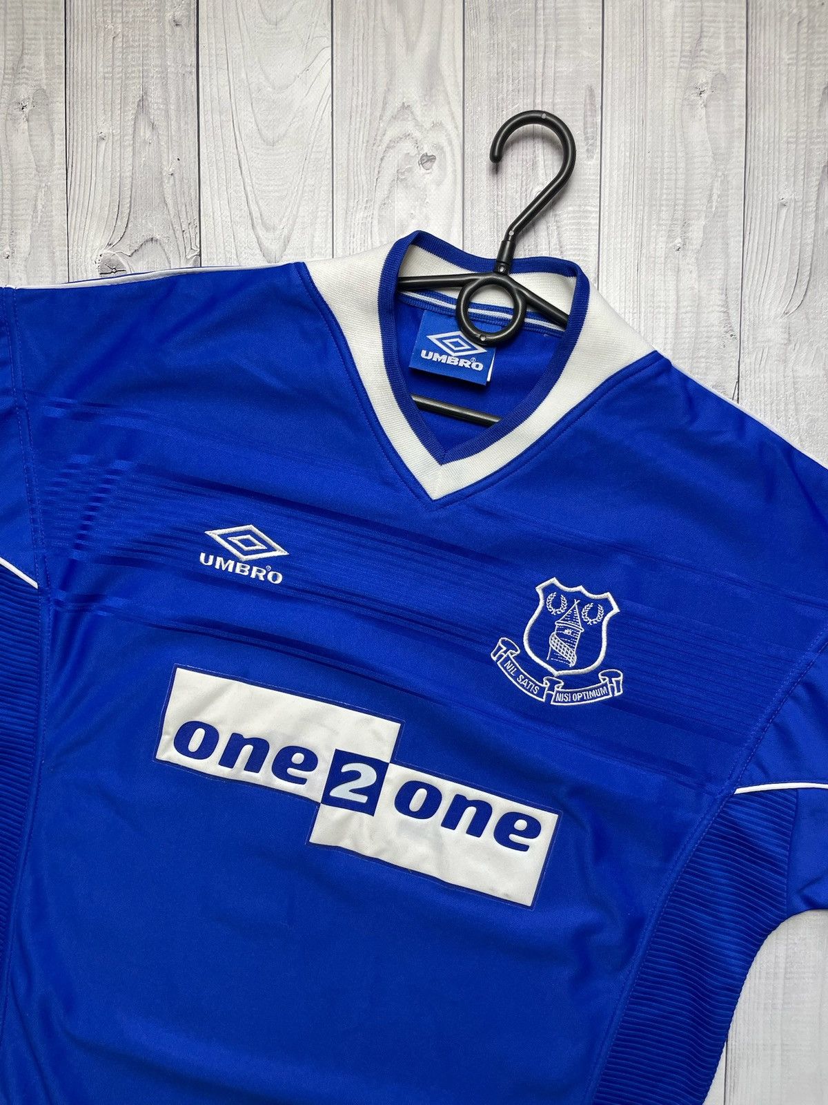 Umbro × Vintage Vintage Umbro Everton soccer jersey size XL logo Size US L / EU 52-54 / 3 - 2 Thumbnail