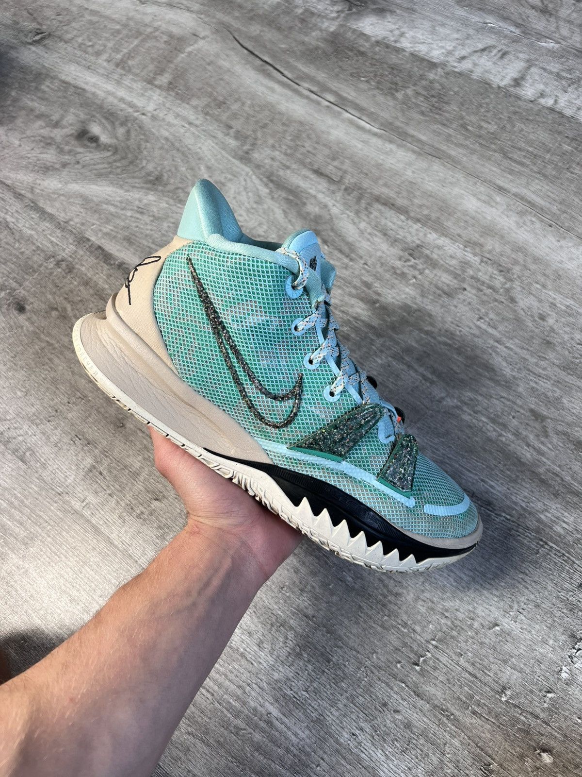 Nike Nike Kyrie 7 Copa Size US 8.5 / EU 41-42 - 2 Thumbnail