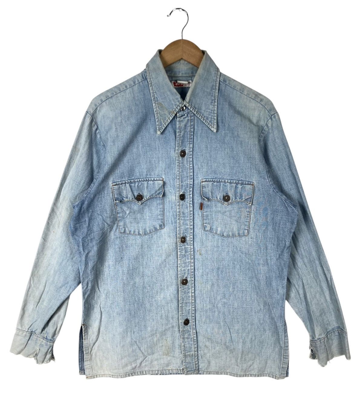 Levi's × Vintage 70s True Vintage Levis Big E Orange Tag Chambray Distressed Size US L / EU 52-54 / 3 - 2 Thumbnail