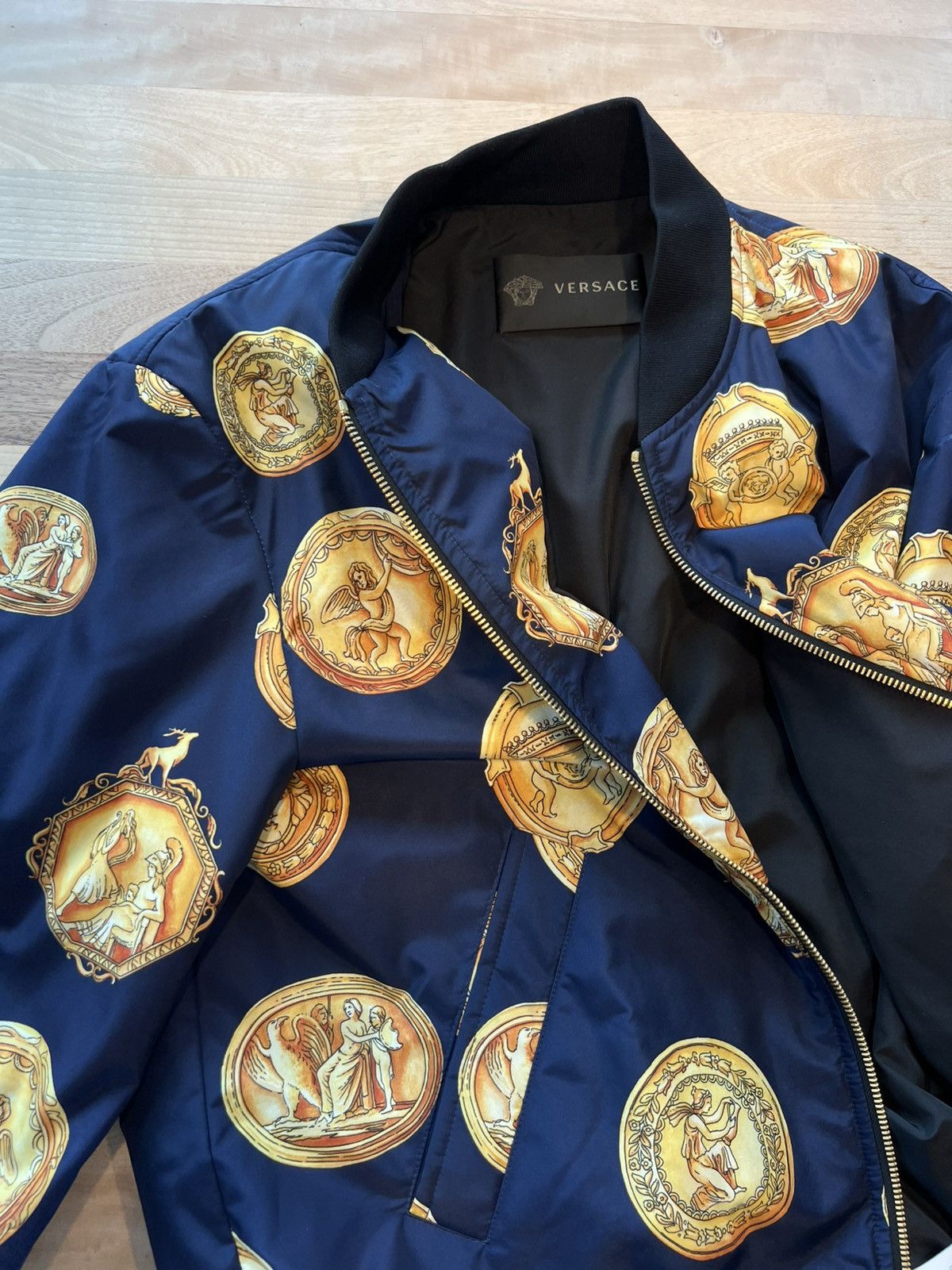 Versace Versace Coin Print Bomberjacket Size US M / EU 48-50 / 2 - 8 Thumbnail