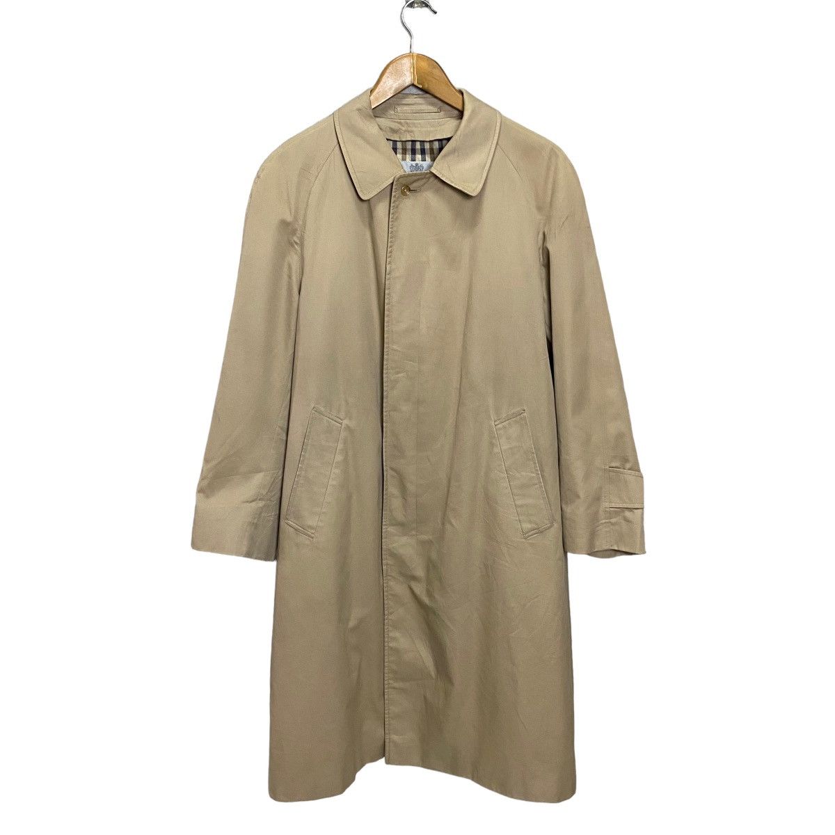 Aquascutum checkered inner overcoat