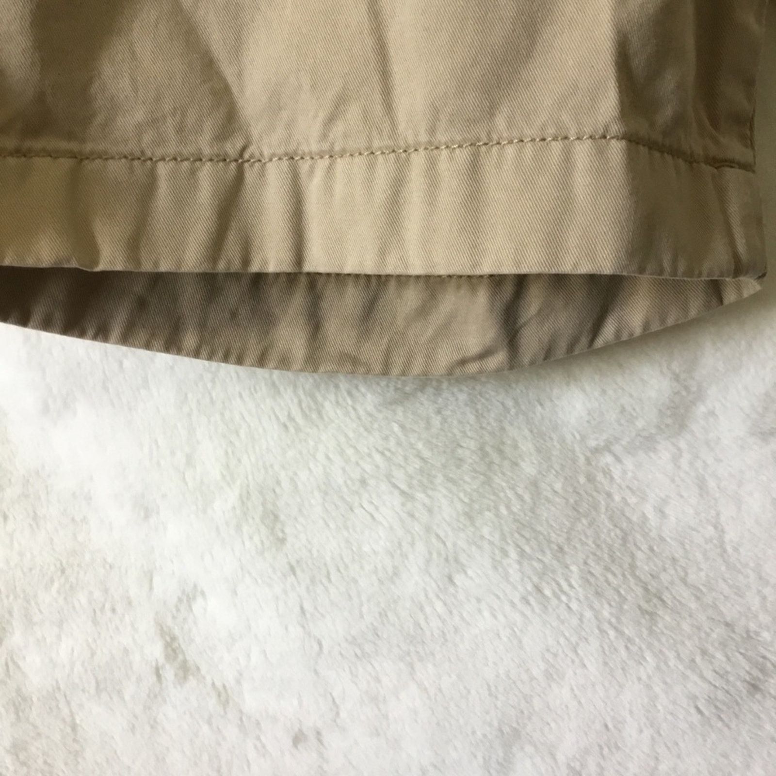 Uniqlo Uniqlo Men’s Beige Flat Front Shorts in Khaki Size US 28 / EU 44 - 5 Thumbnail