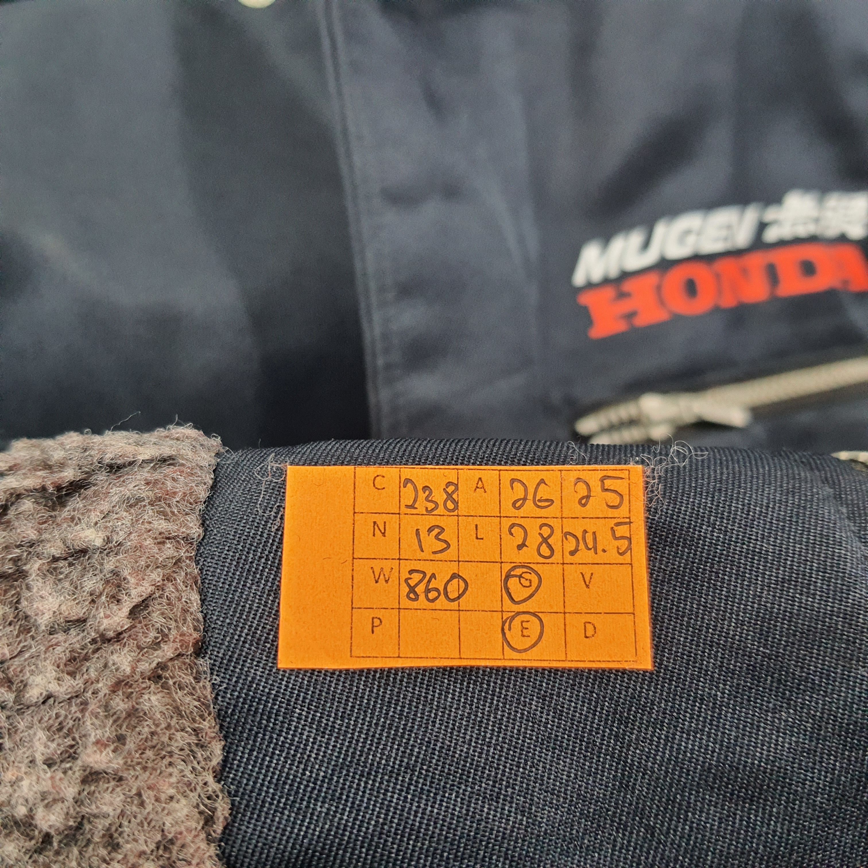 Other Vintage Mugen Honda Japan Motorsports Jacket C238N13 Size US XL / EU 56 / 4 - 5 Thumbnail