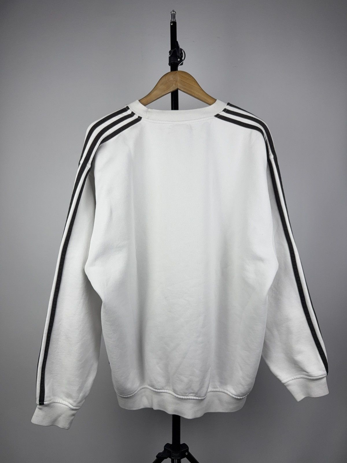 Adidas Vintage 90s 00s Y2K retro Adidas Sweatshirt Size US L / EU 52-54 / 3 - 11 Thumbnail