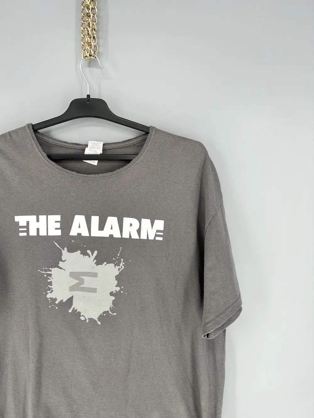 Band Tees Vintage 2019 The Alarm The Gathering tour t-shirt Size XL Size US XL / EU 56 / 4 - 5 Thumbnail