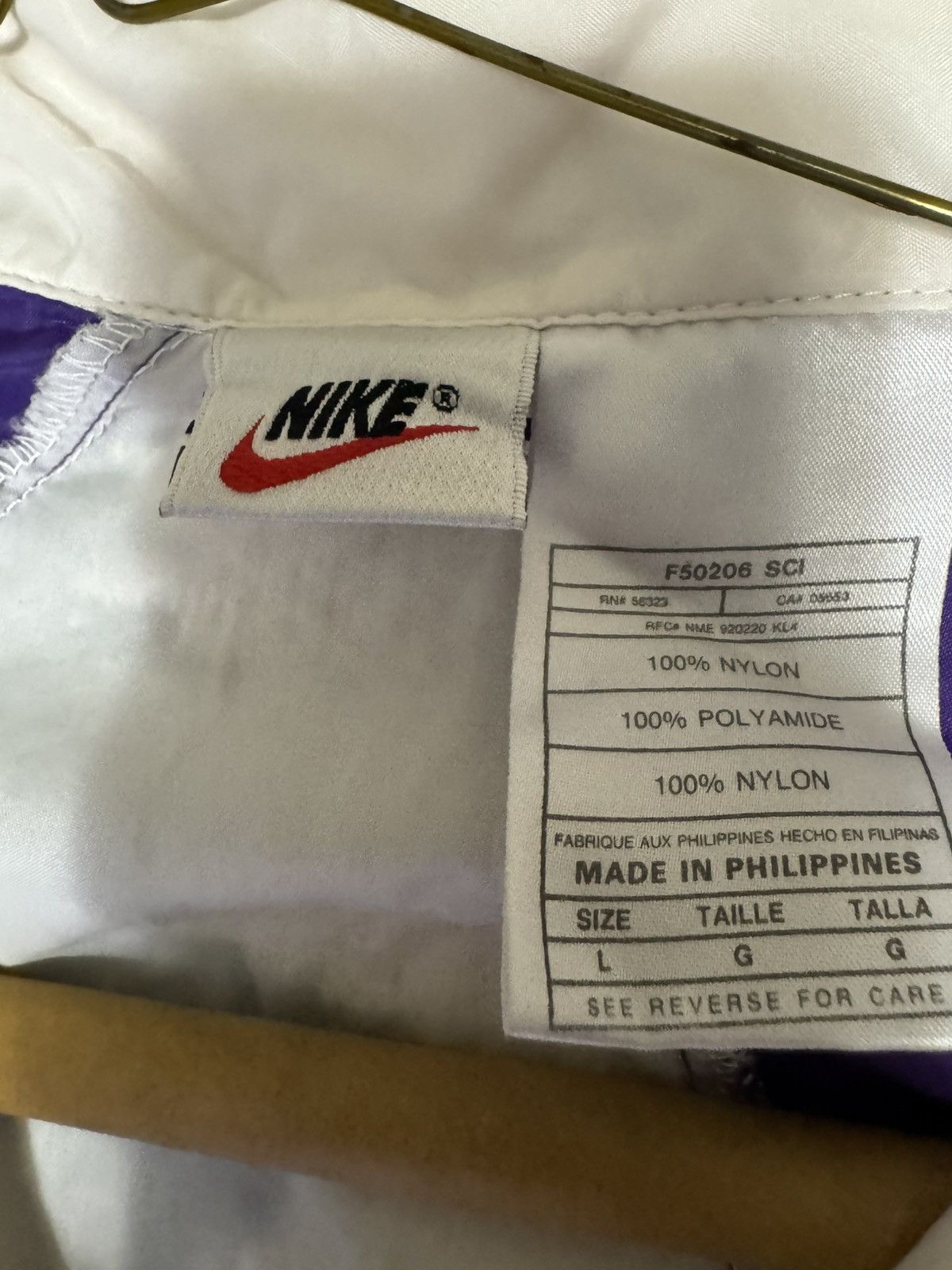 Nike Vintage Nike Wind Breaker jacket sport Size US L / EU 52-54 / 3 - 3 Thumbnail