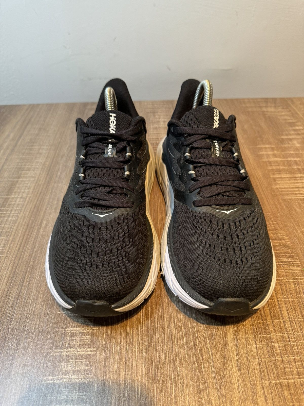 Hoka Hoka Womens Arahi 5 Running Shoes - Wide Black Size 7.5 Size US 7.5 / IT 37.5 - 3 Thumbnail