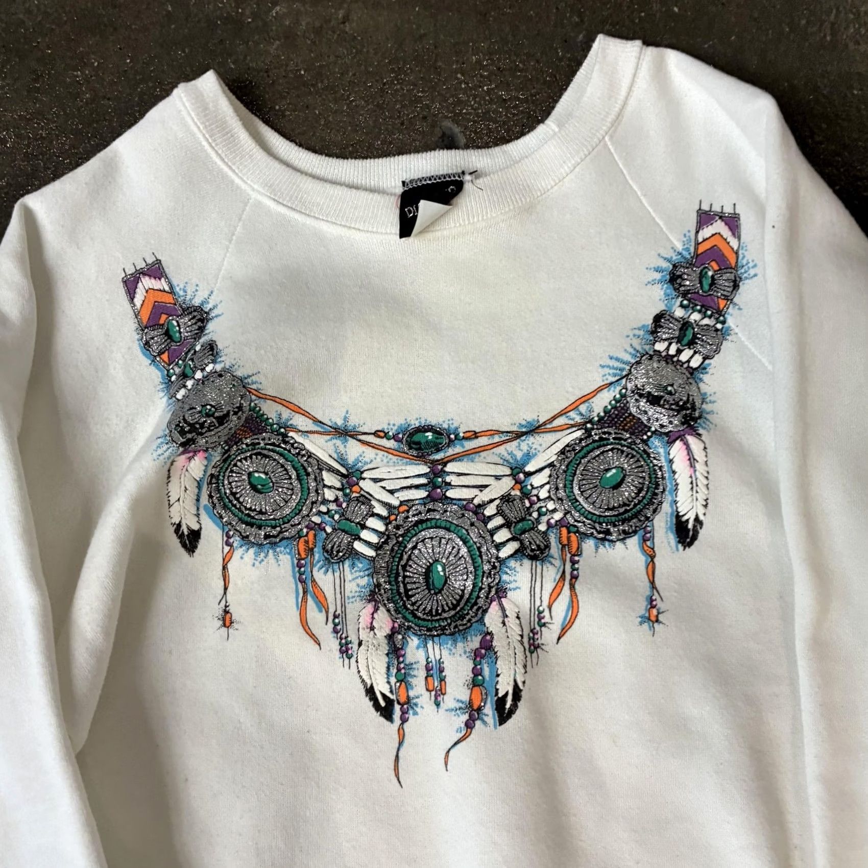 Vintage VINTAGE Diamond Dust Sweatshirt Womens Large White Glitter Necklace Graphic Size L / US 10 / IT 46 - 2 Thumbnail
