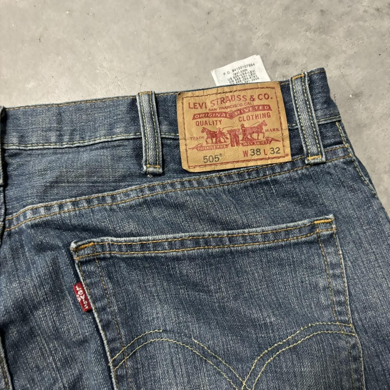 Levi's × Vintage Crazy Vintage Y2K/2000s Baggy Levi’s Dark Wash Skater Grunge Denim Jeans! Size US 38 / EU 54 - 7 Thumbnail