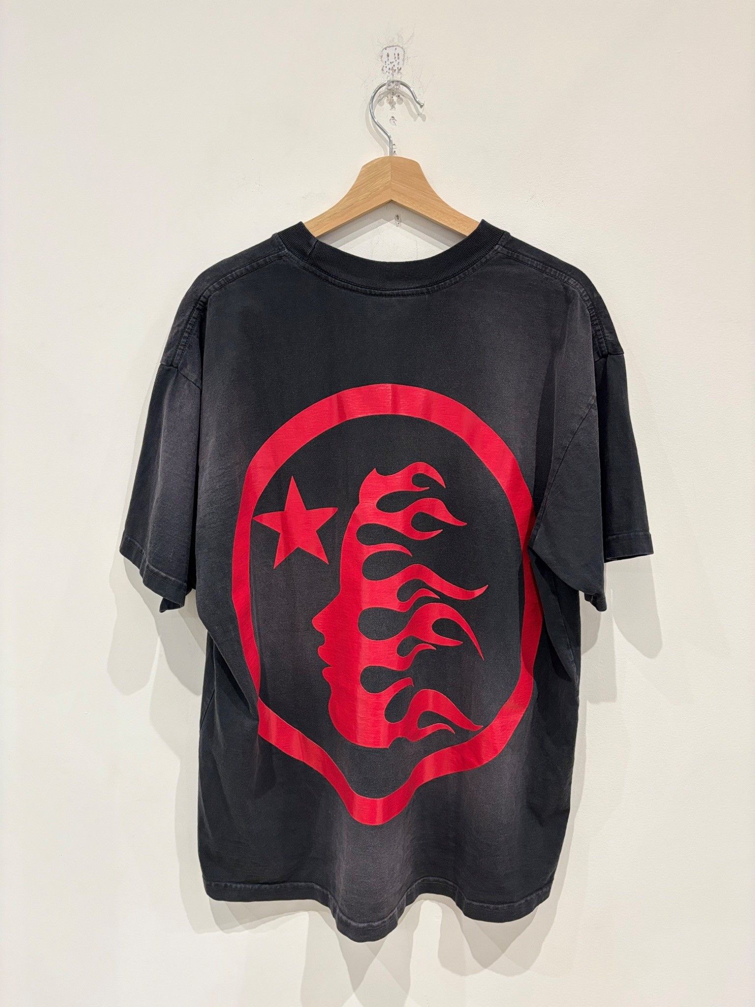 HELLSTAR Hellstar Sports Core Gel Logo Shirt Black/Red Size US XL / EU 56 / 4 - 3 Thumbnail