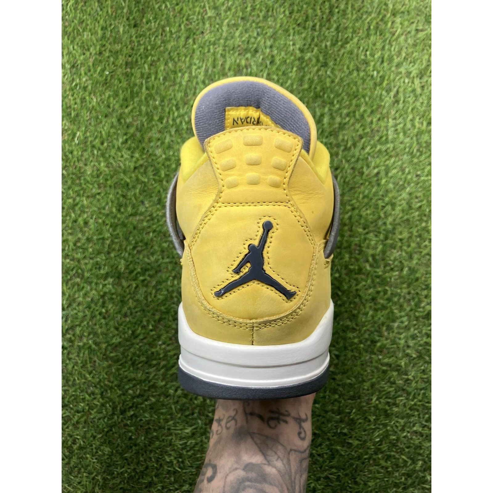 Jordan Brand Nike Air Jordan 4 Retro ' Lightning ' | GREAT CONDITION! Size US 8.5 / EU 41-42 - 3 Thumbnail