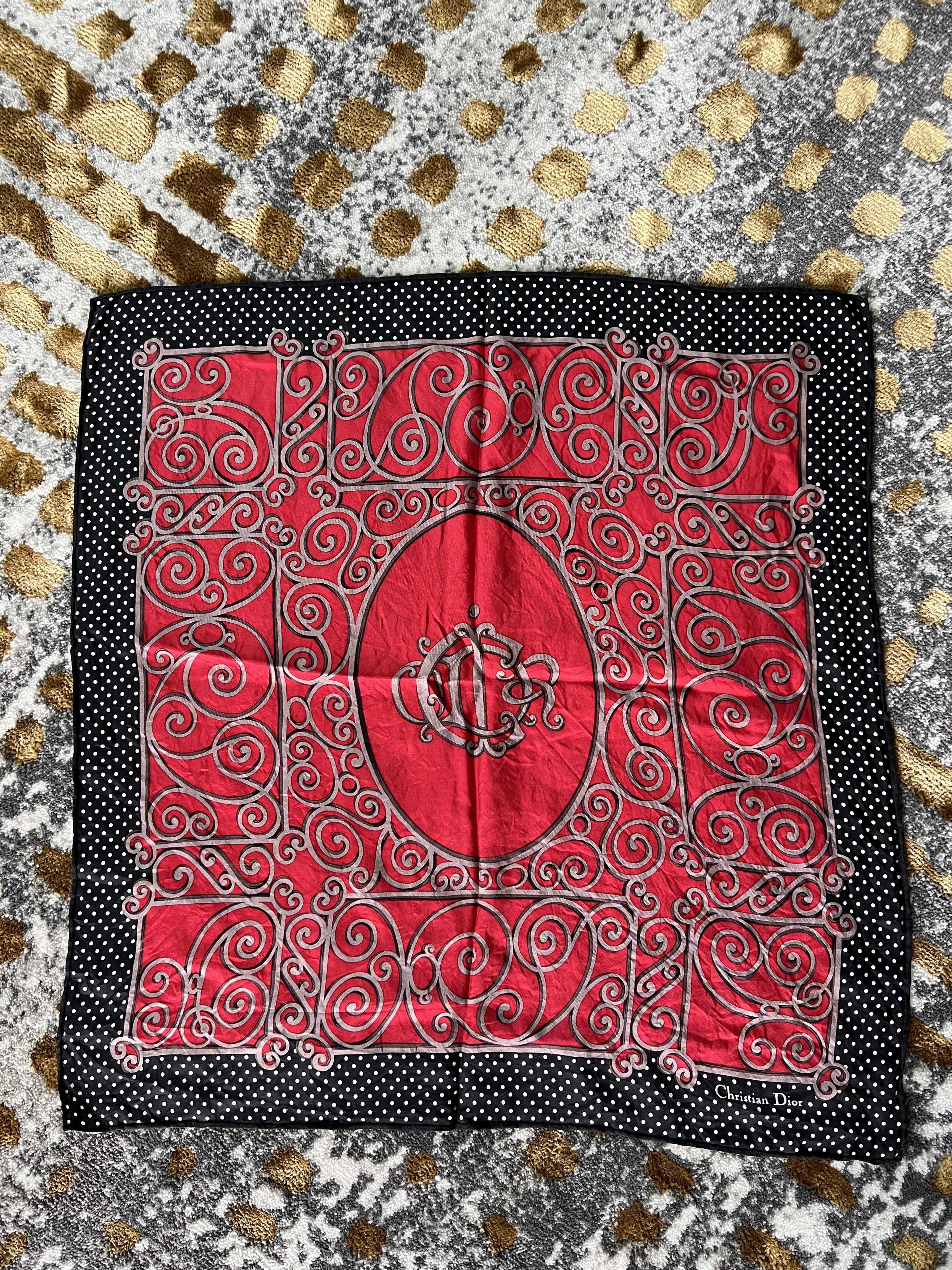 Christian Dior Monsieur × Designer × Vintage Vintage Christian Dior handkerchief scarves Size ONE SIZE - 1 Thumbnail
