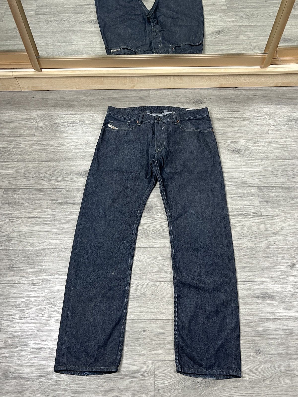 Diesel Vintage Diesel men’s regular straight jeans size 32/32 Size US 32 / EU 48 - 2 Thumbnail