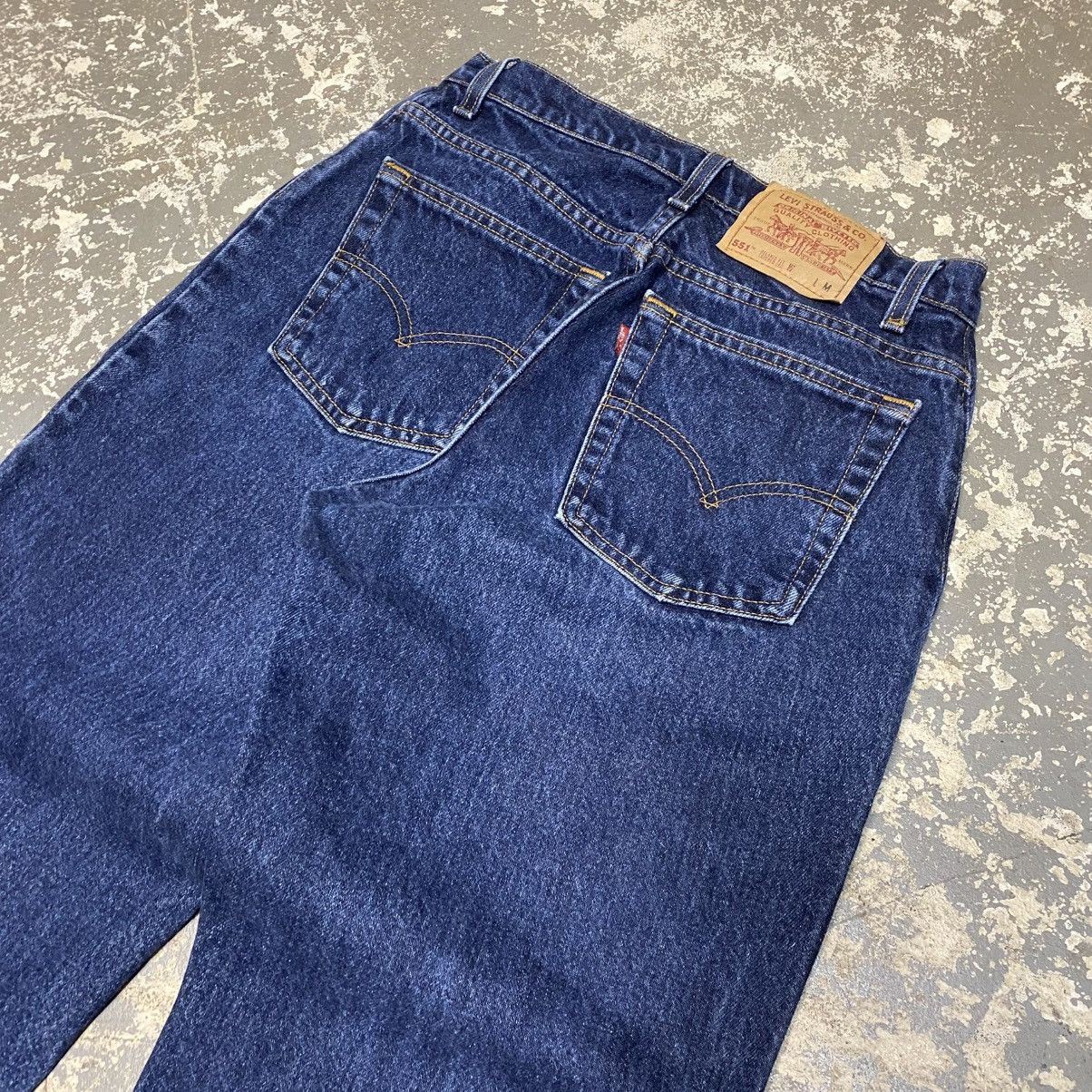 Levi's × Vintage Vintage Levi’s 551 Relax Fit Denim Jeans USA 90s Size US 29 - 10 Thumbnail