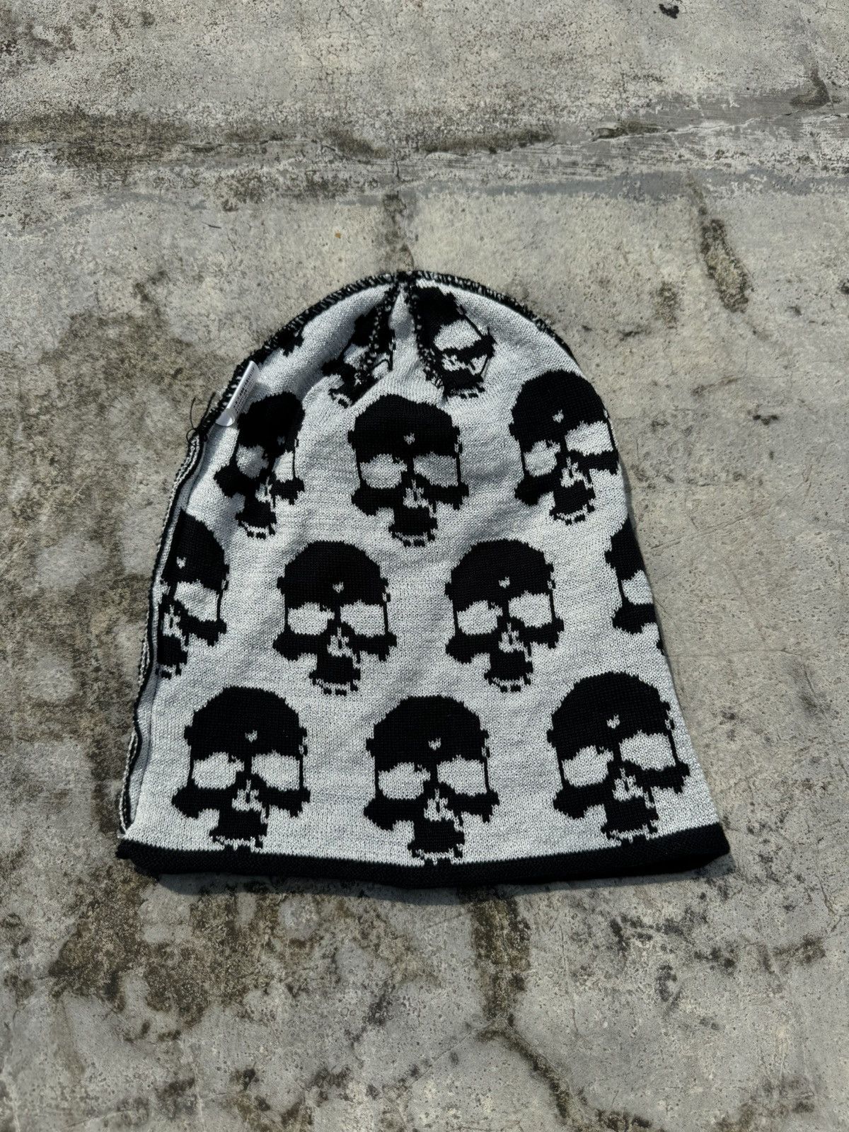 Japanese Brand Vintage Y2K Skull Knitted mohair wool Beanie Hat Size ONE SIZE - 4 Thumbnail