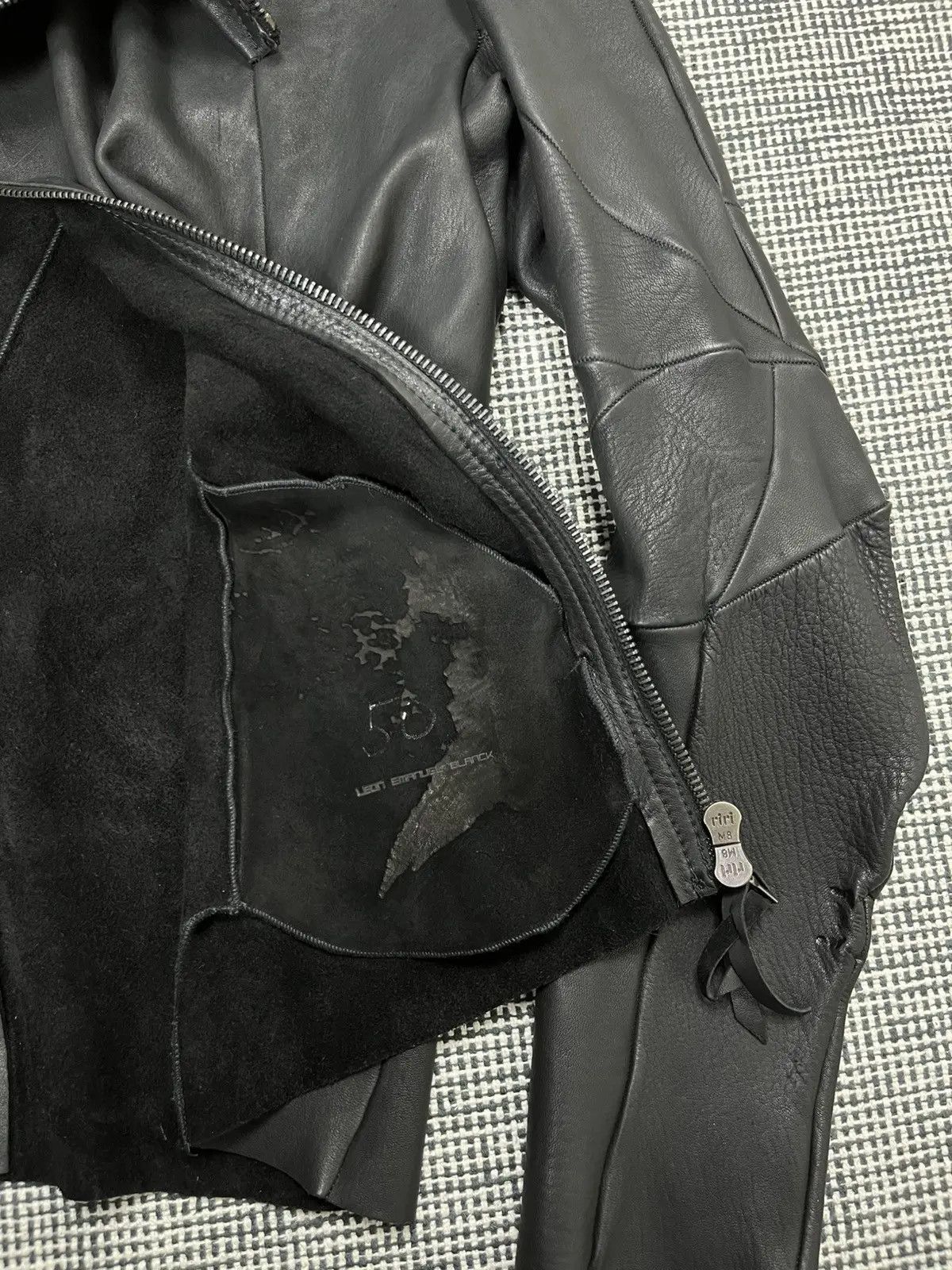 Leon Emanuel Blanck Faded black Leon Emanuel Blanck distortion leather jacket Size US M / EU 48-50 / 2 - 5 Thumbnail