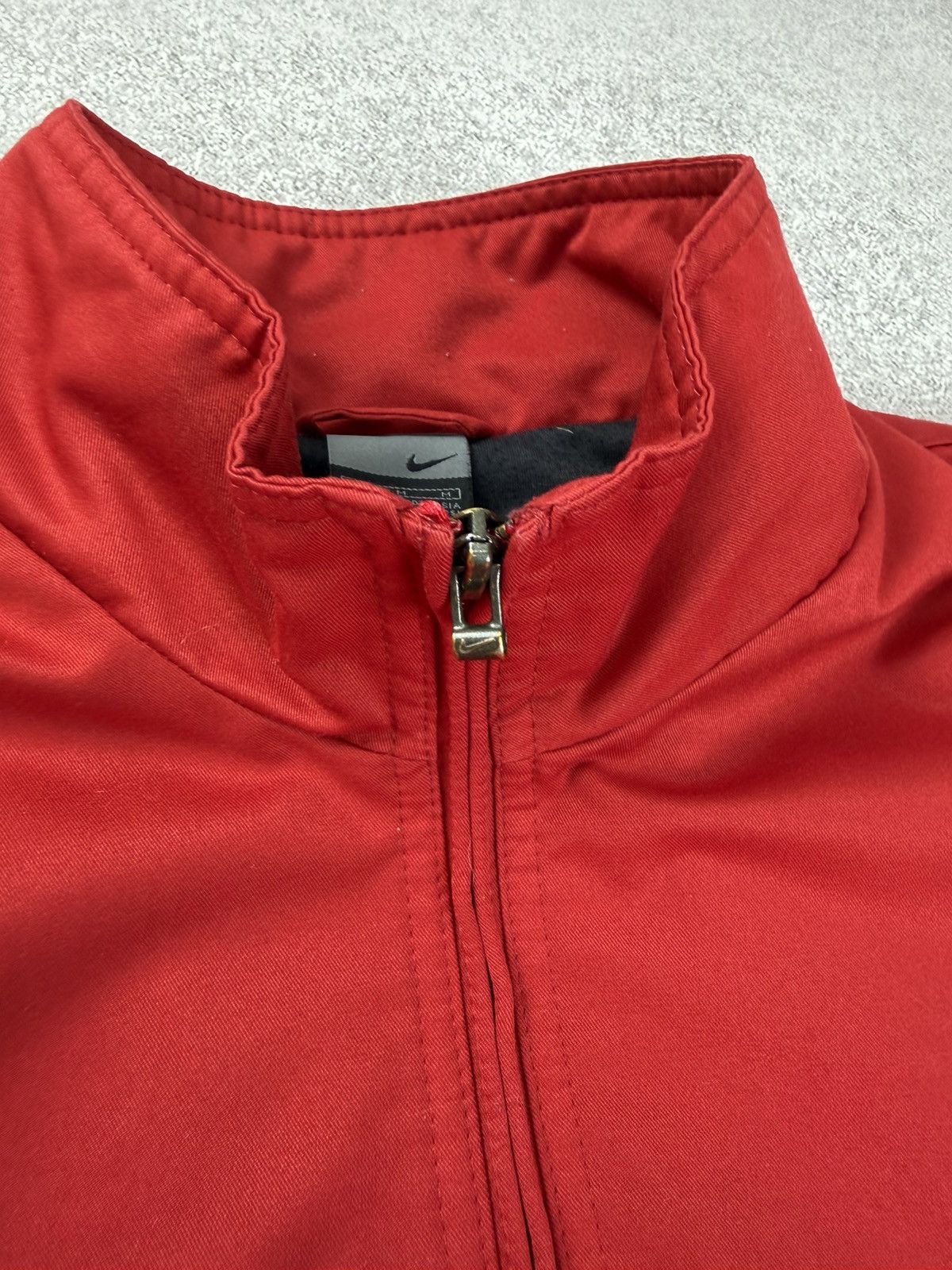 Nike Vintage Nike Full Zip Windbreaker Jacket Size M Size US M / EU 48-50 / 2 - 7 Thumbnail