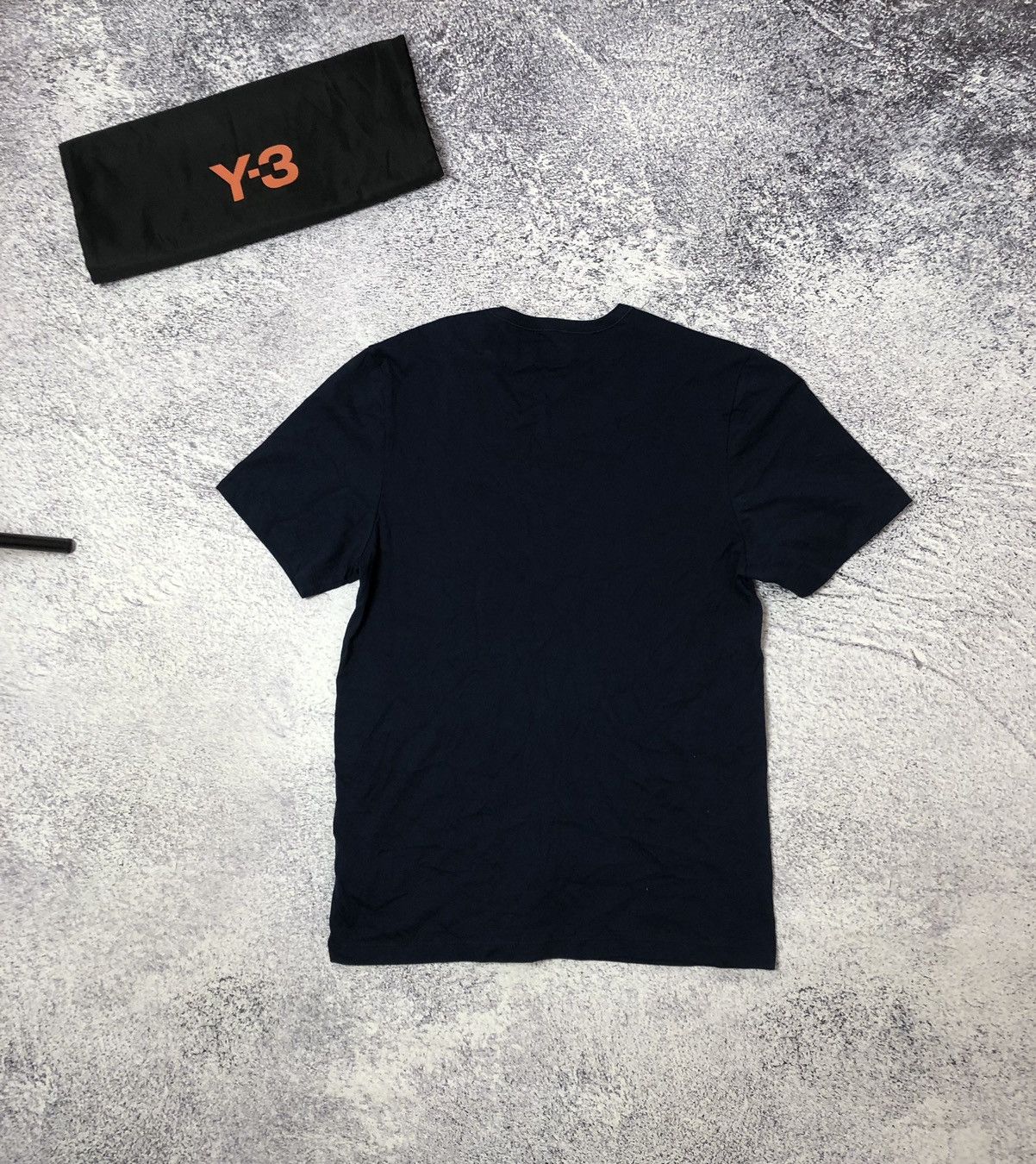 Hugo Boss Men’s t-shirt Hugo Boss size S y2k casual classic ykk Size US M / EU 48-50 / 2 - 4 Thumbnail