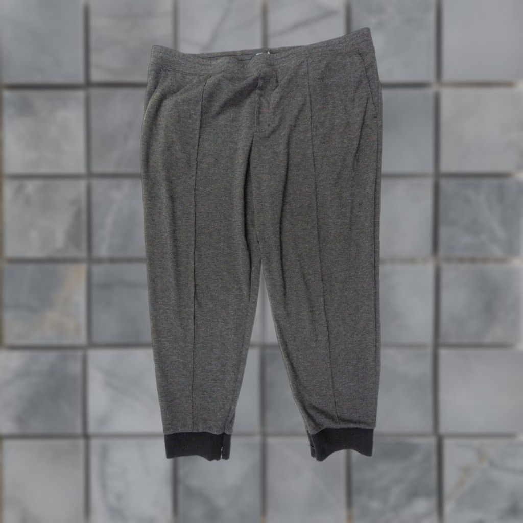 Vince Vince Women's Joggers Pants 2XL Gray Tapered 2XL Regular Casual Comfort Drawstring Stretch Pocketless Front Flat Front Ladies Size 40" / US 18 - 1 Thumbnail