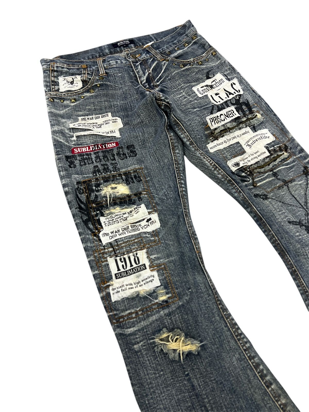 Designer × Vintage FLARED🔥IN THE ATTIC PATCHWORK SEDITIONARIE DISTRESSED DENIM Size US 30 / EU 46 - 4 Thumbnail