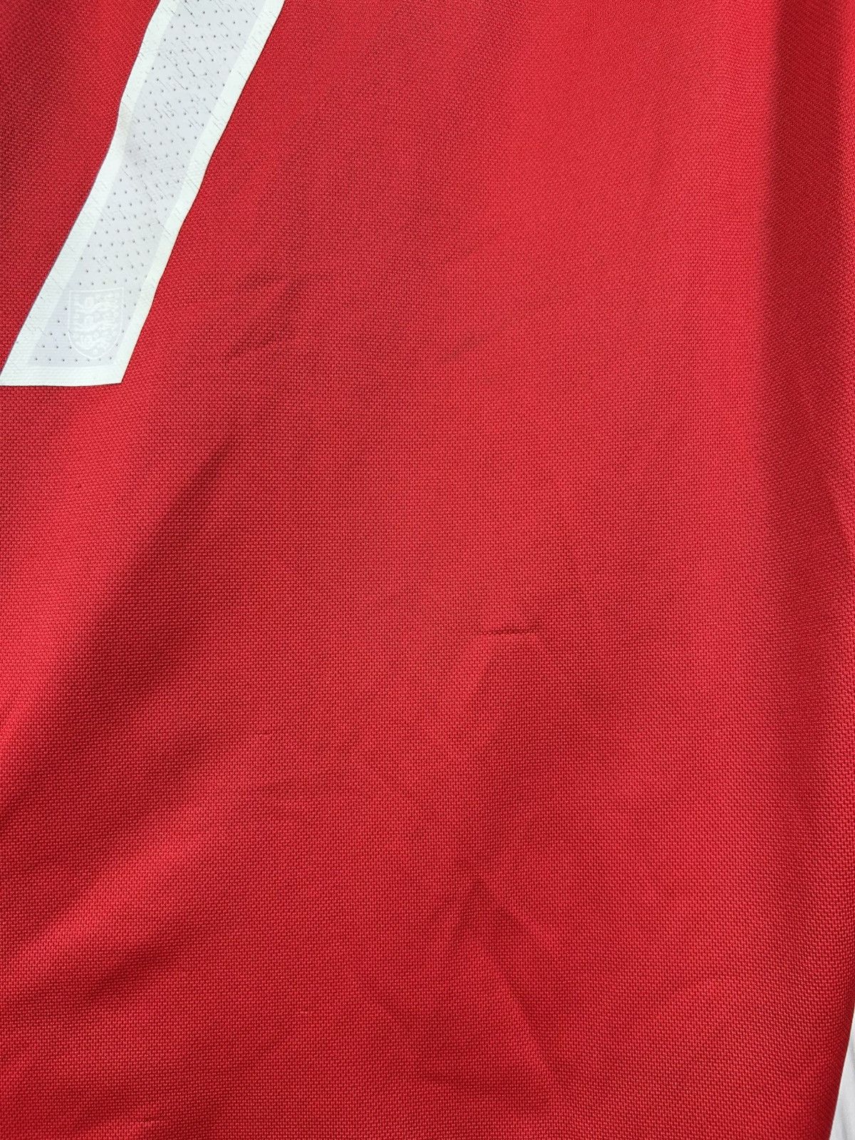 Umbro England Beckham Soccer Jersey 2010 Umbro Away Shirt Size 40 Size US M / EU 48-50 / 2 - 13 Thumbnail