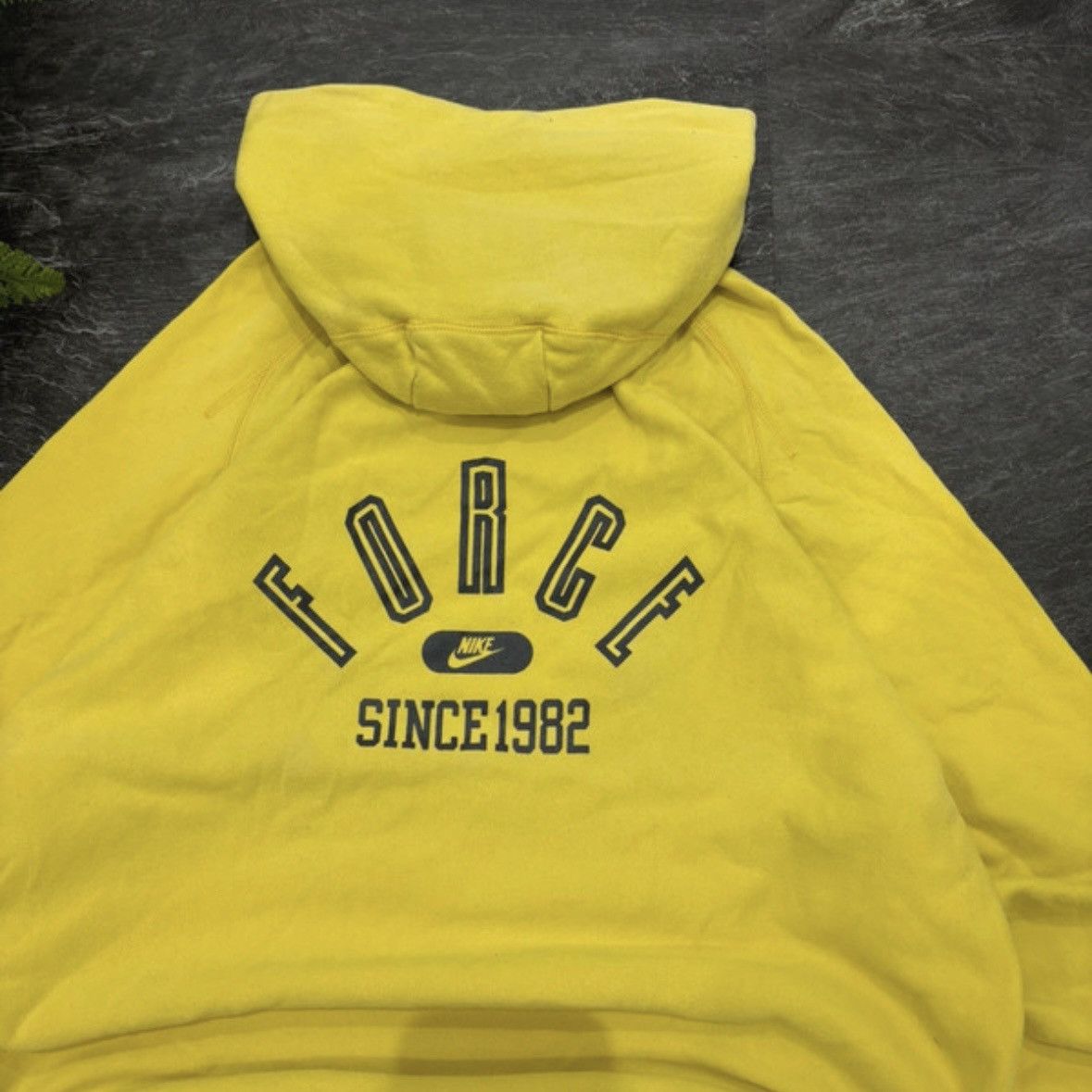 Nike 00s Vintage Nike Air Force Oversized Big Logo Back Hoodie Size US M / EU 48-50 / 2 - 5 Thumbnail