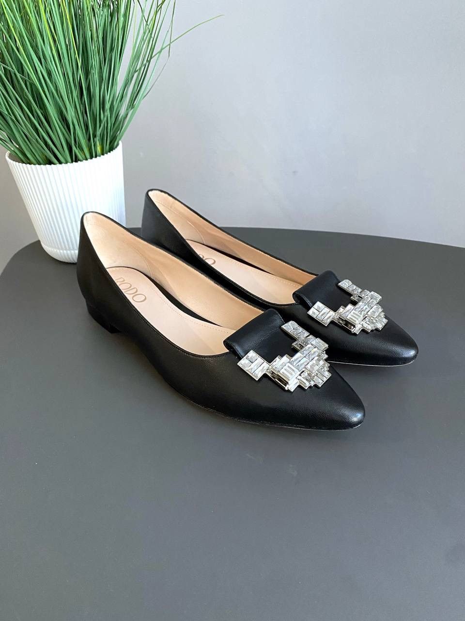 Designer RODO Leather Ballet Flats Lotus Crystal Embellished, 40,5 Size US 9.5 / IT 39.5 - 2 Thumbnail