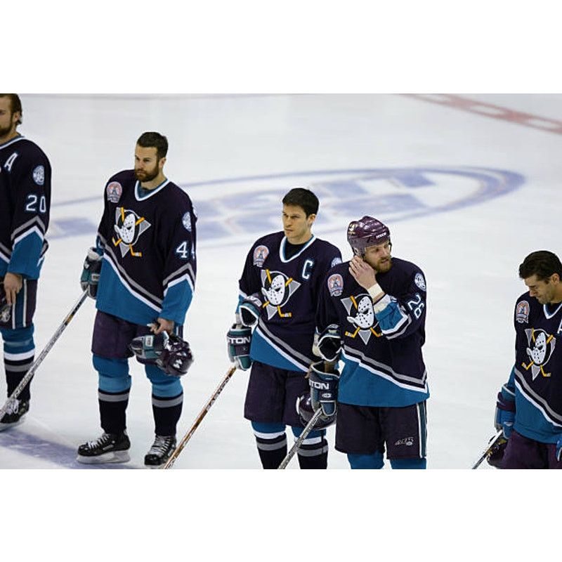 Koho × NHL Anaheim Mighty Ducks 2000s KOHO jersey M purple NHL vintage Size US M / EU 48-50 / 2 - 5 Thumbnail