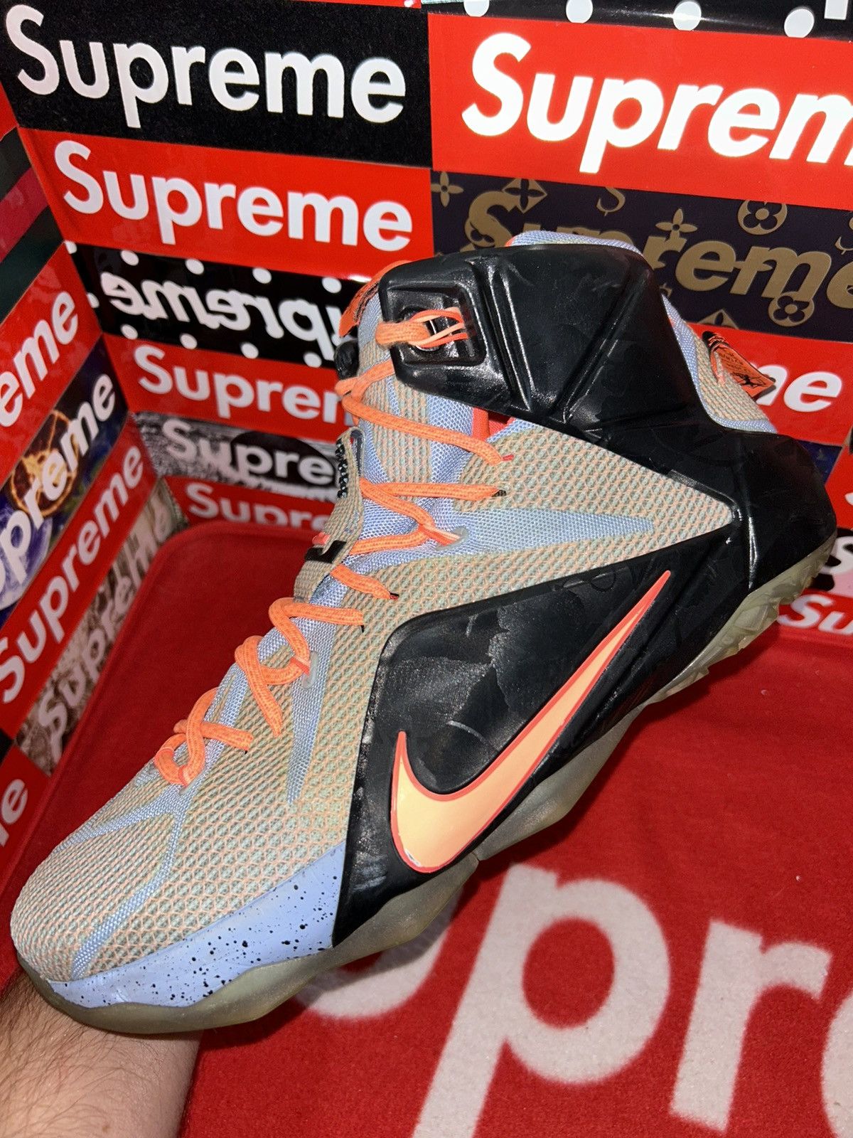 Nike Nike LeBron 12 'Easter' - 684593-488 size 12 Size US 12 / EU 45 - 6 Thumbnail