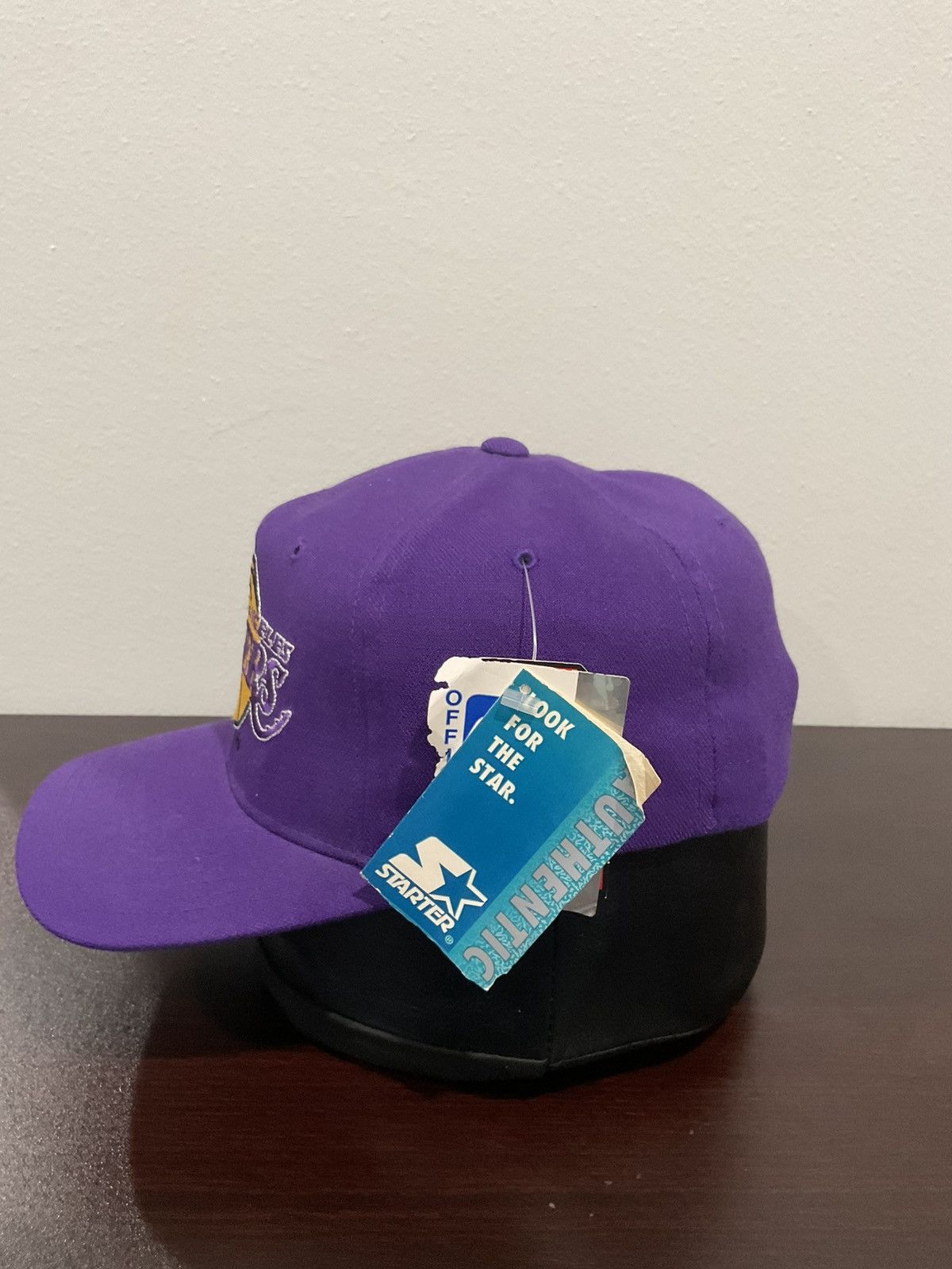 Starter Vintage Los Angeles Lakers starter fitted hat nwt Size ONE SIZE - 2 Thumbnail