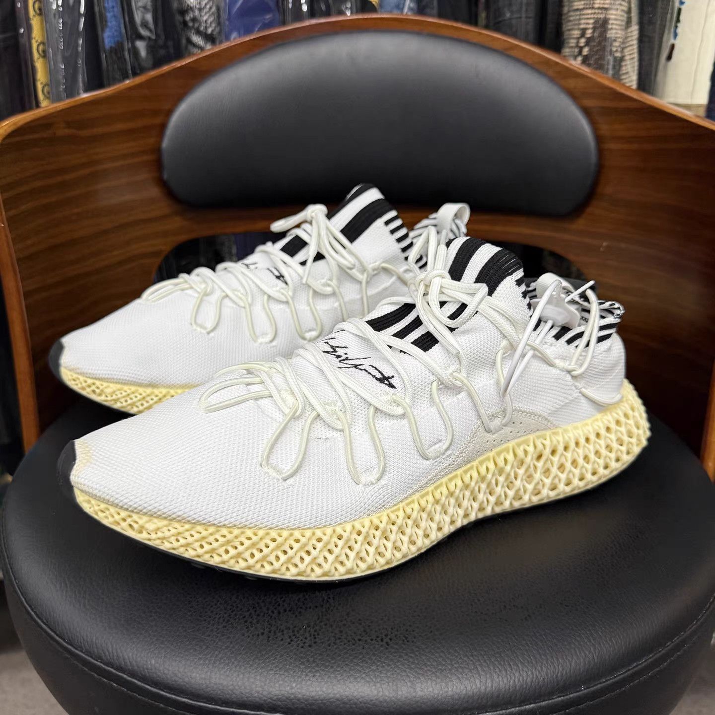 Y-3 Y-3 Runner2 Collaboration Ultra Limited White K15 Size US 10 / EU 43 - 1 Thumbnail