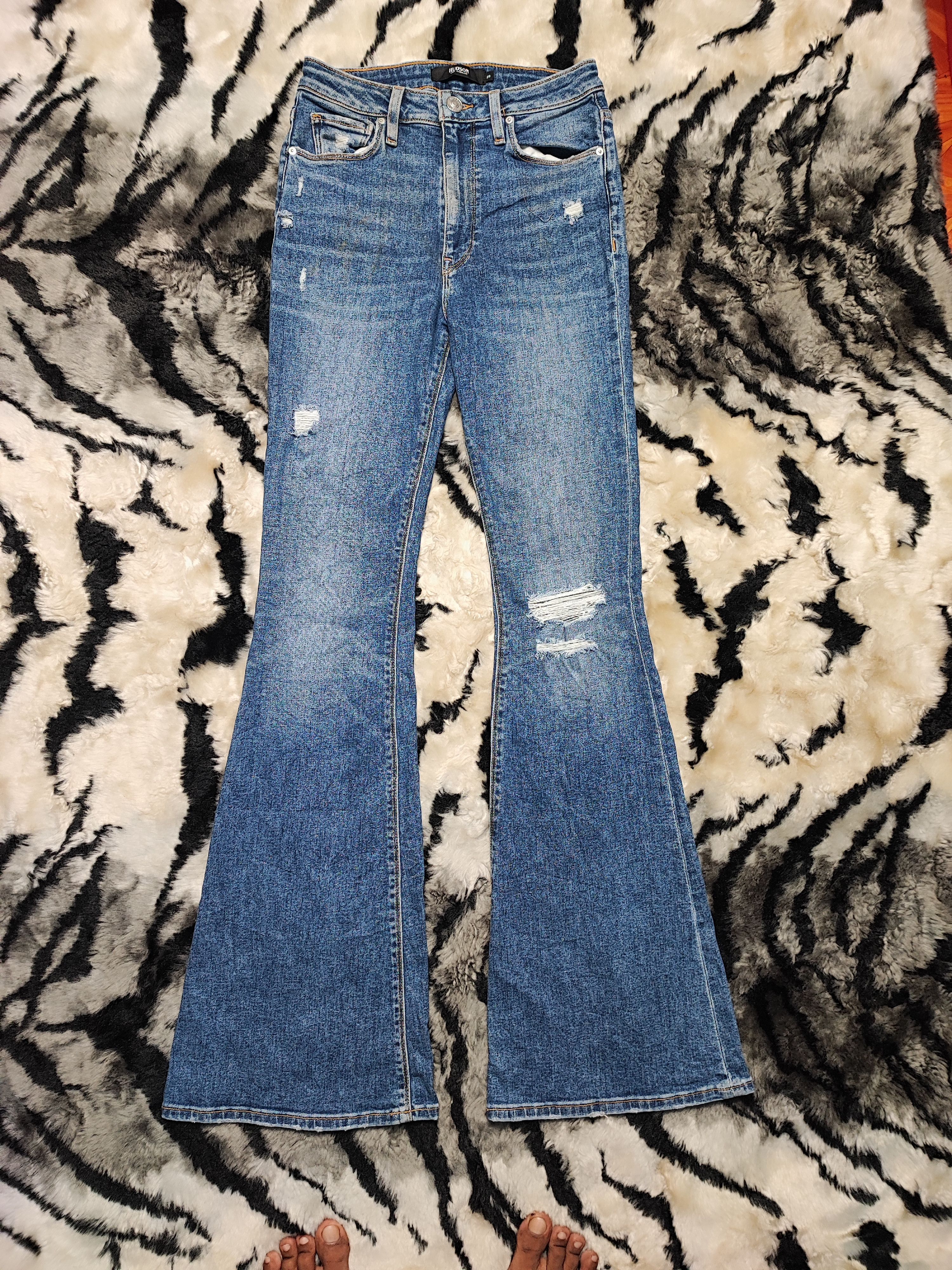 Hudson Hudson Jeans Kick Flare Distressed Denim Size 26" / US 2 / IT 38 - 2 Thumbnail