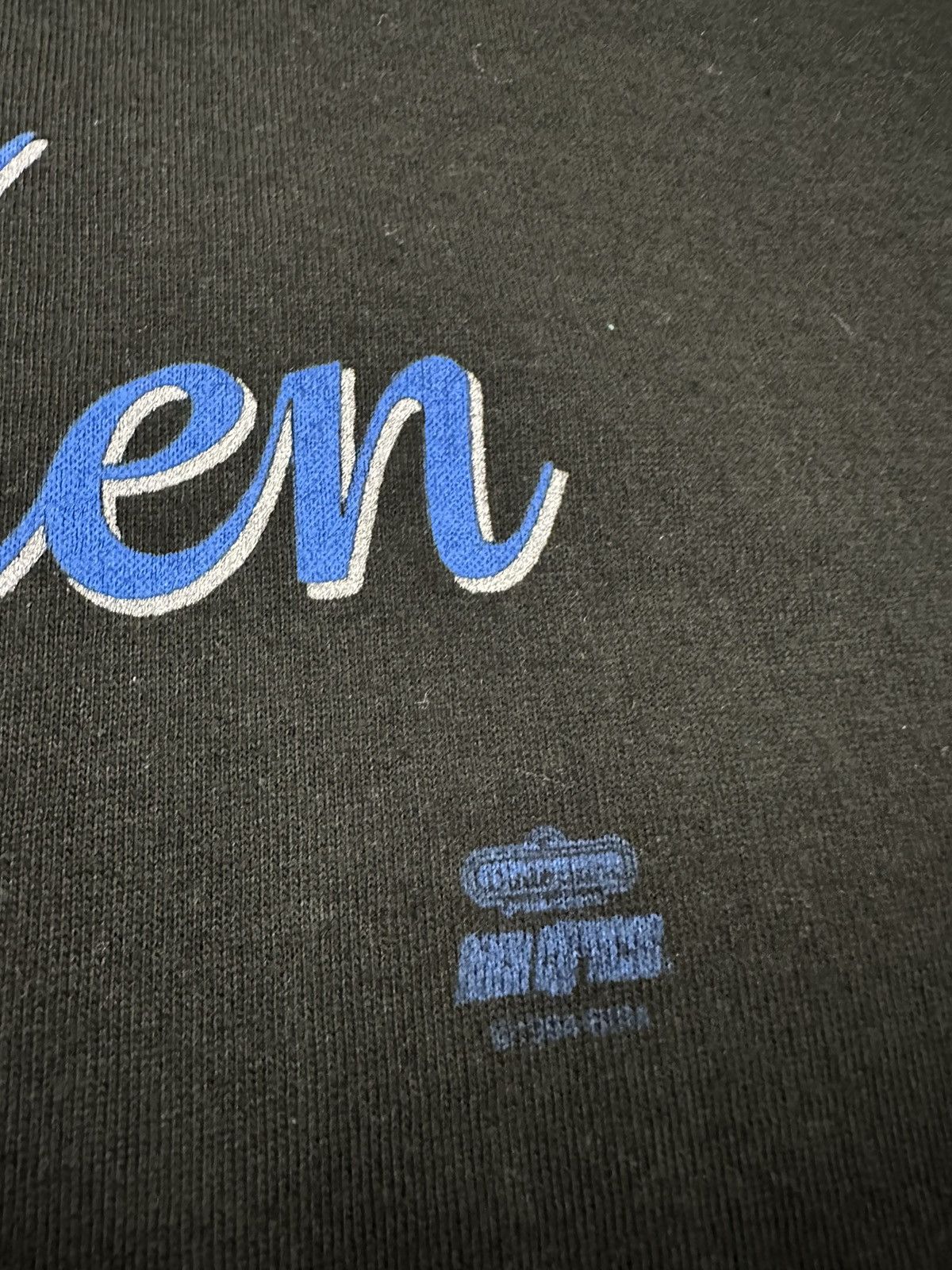 Hanes Vintage 90s Hanes Boyz 2 Men All Around The World Rap Shirt Size US XL / EU 56 / 4 - 7 Thumbnail