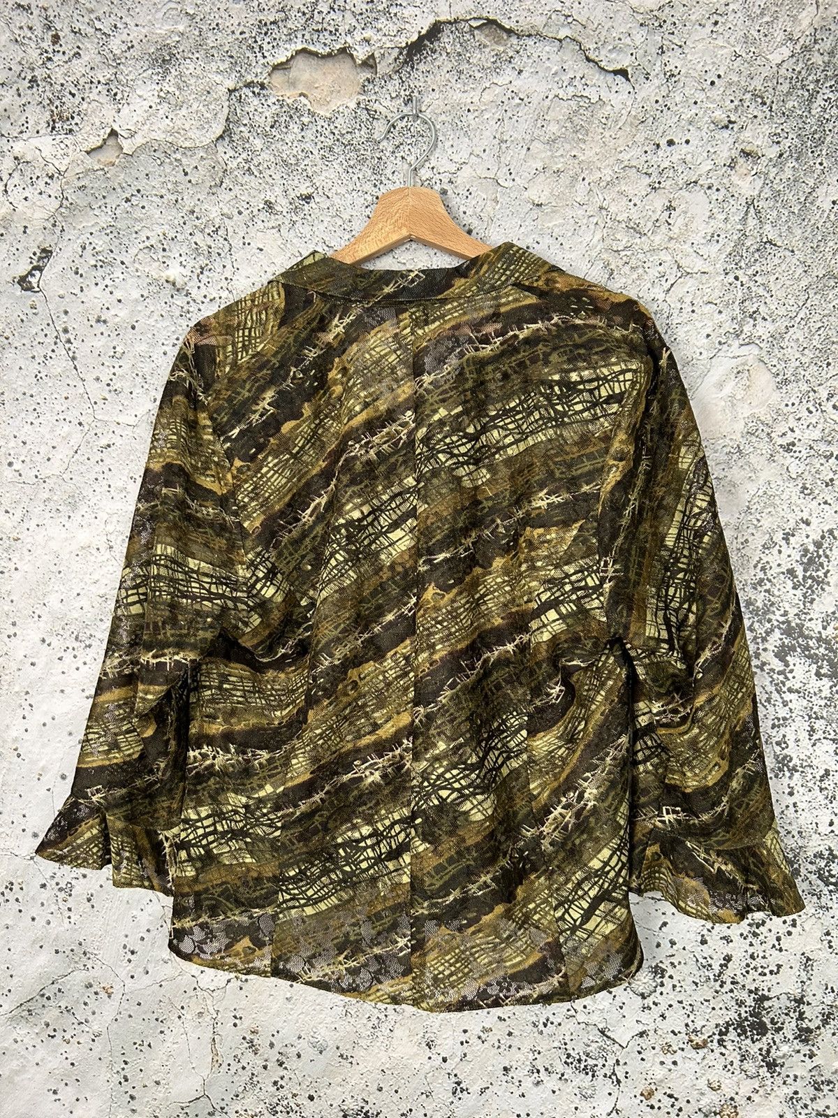 Vintage Vintage Avantgarde Shirt Camo Grunge Military Rock Punk Size US L / EU 52-54 / 3 - 4 Thumbnail