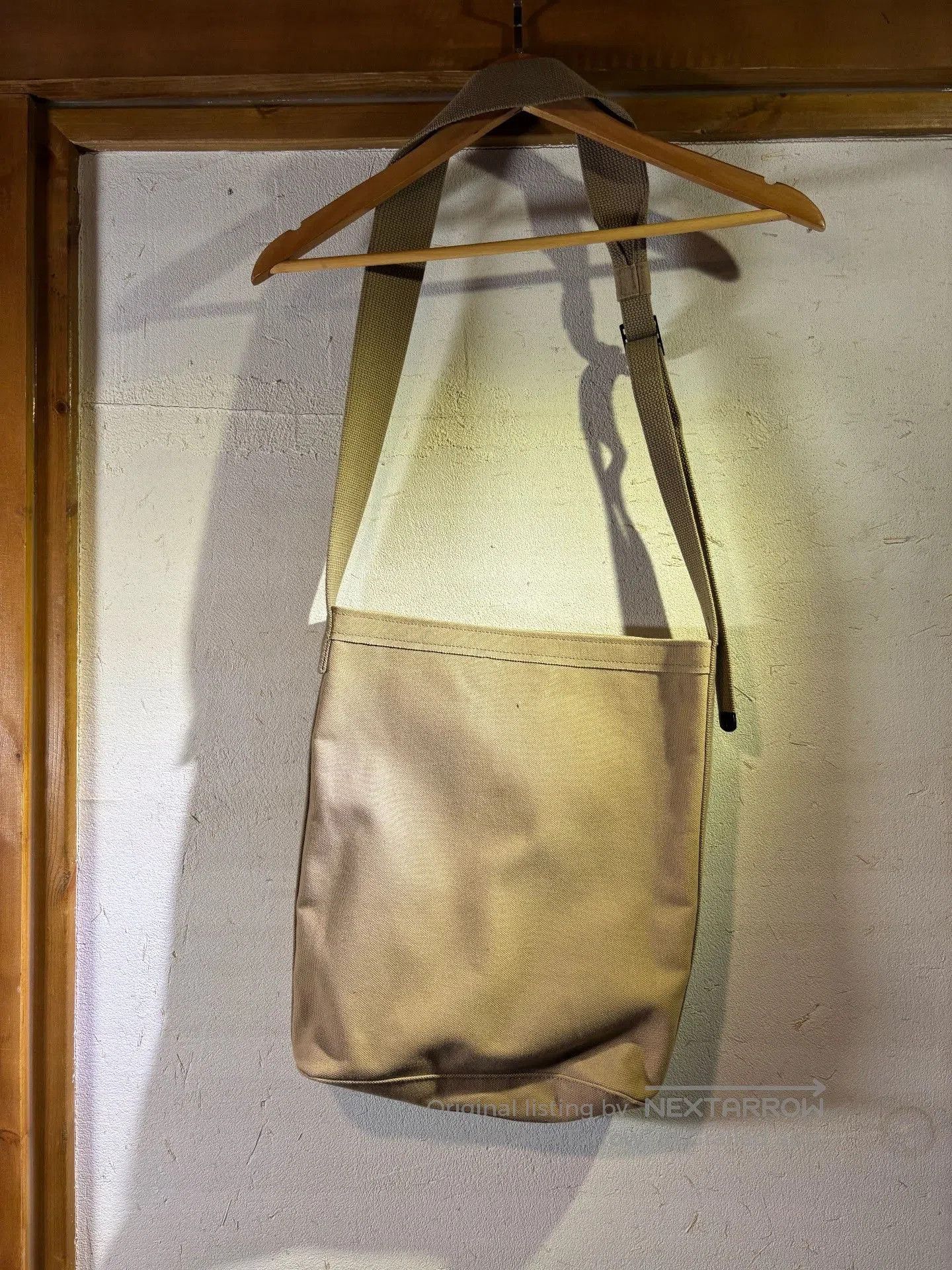 HYKE HYKE x CHACOLI Canvas Crossbody Bag. Size ONE SIZE - 7 Thumbnail