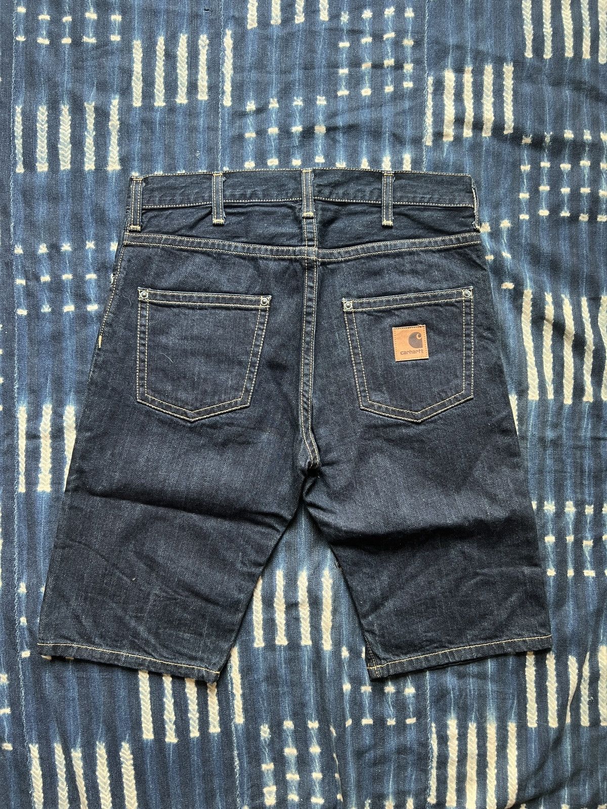 Carhartt Wip Carhartt WIP Indigo Bermuda Denim Shorts Size US 30 / EU 46 - 2 Thumbnail
