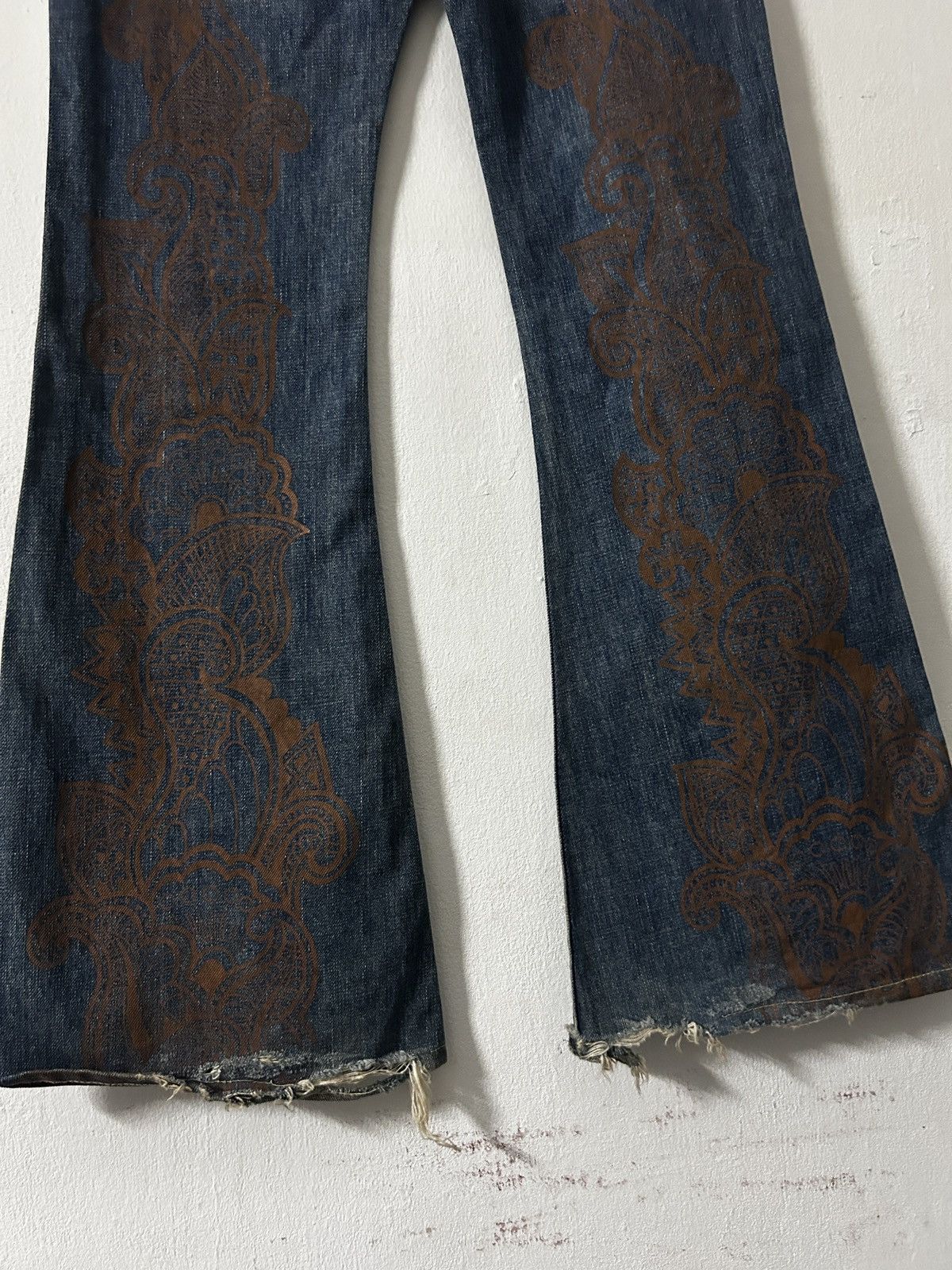 Tornado Mart Dear Heart by BISON flare jeans sick tribal design Size 28" / US 6 / IT 42 - 5 Thumbnail