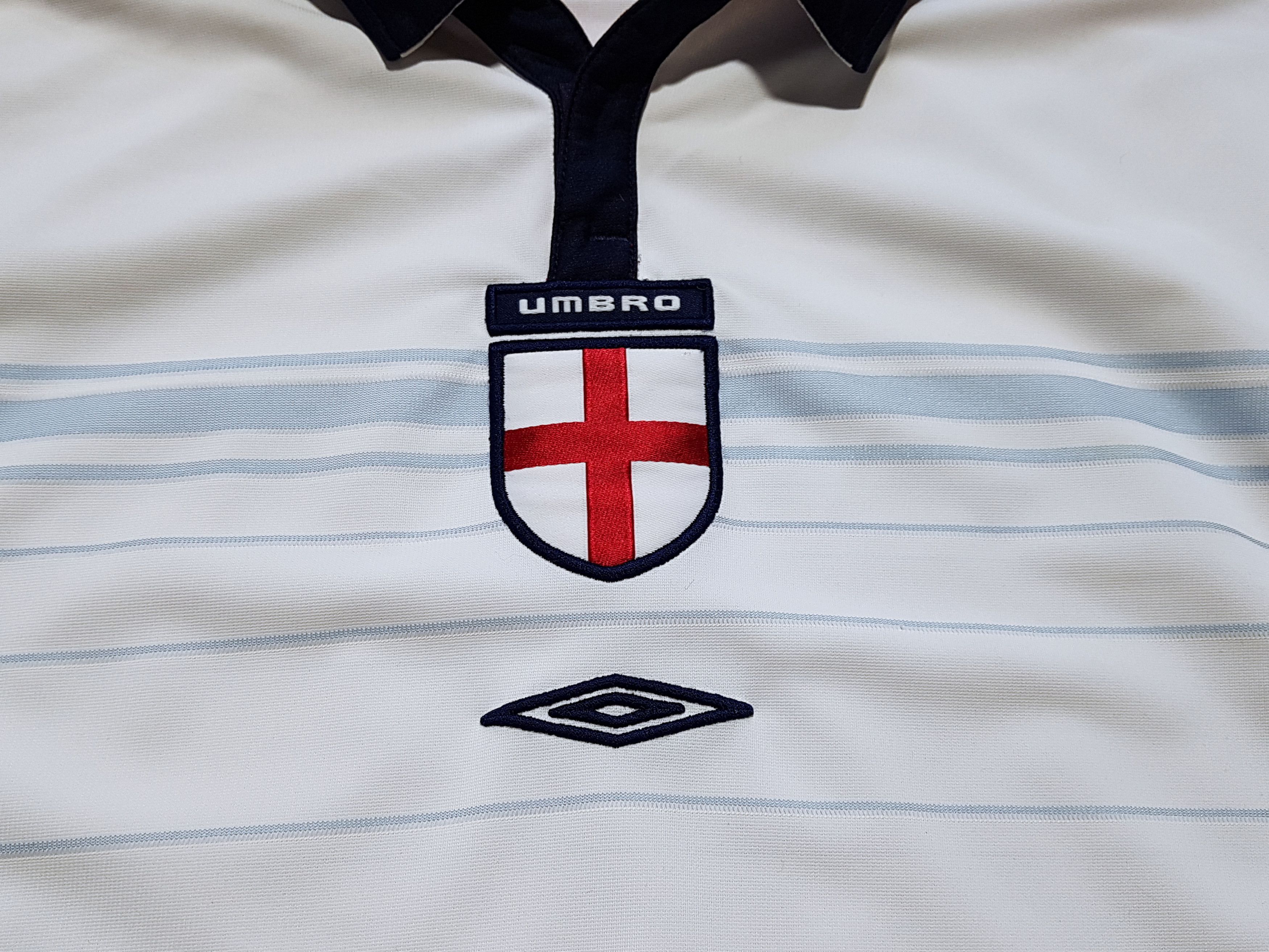 Umbro Umbro England Soccer Jersey 2003 Reversible Home National L Size US L / EU 52-54 / 3 - 10 Thumbnail