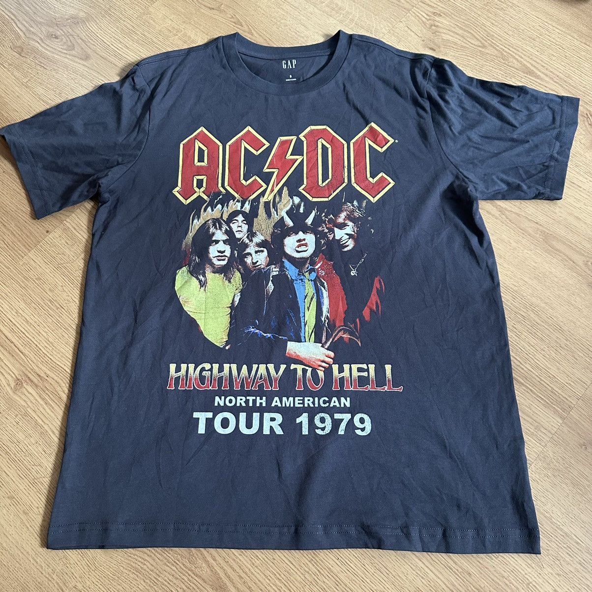 AC/DC × Band Tees × Gap GAP AC/DC 1979 Tour Graphic T-Shirt Size US S / EU 44-46 / 1 - 1 Thumbnail
