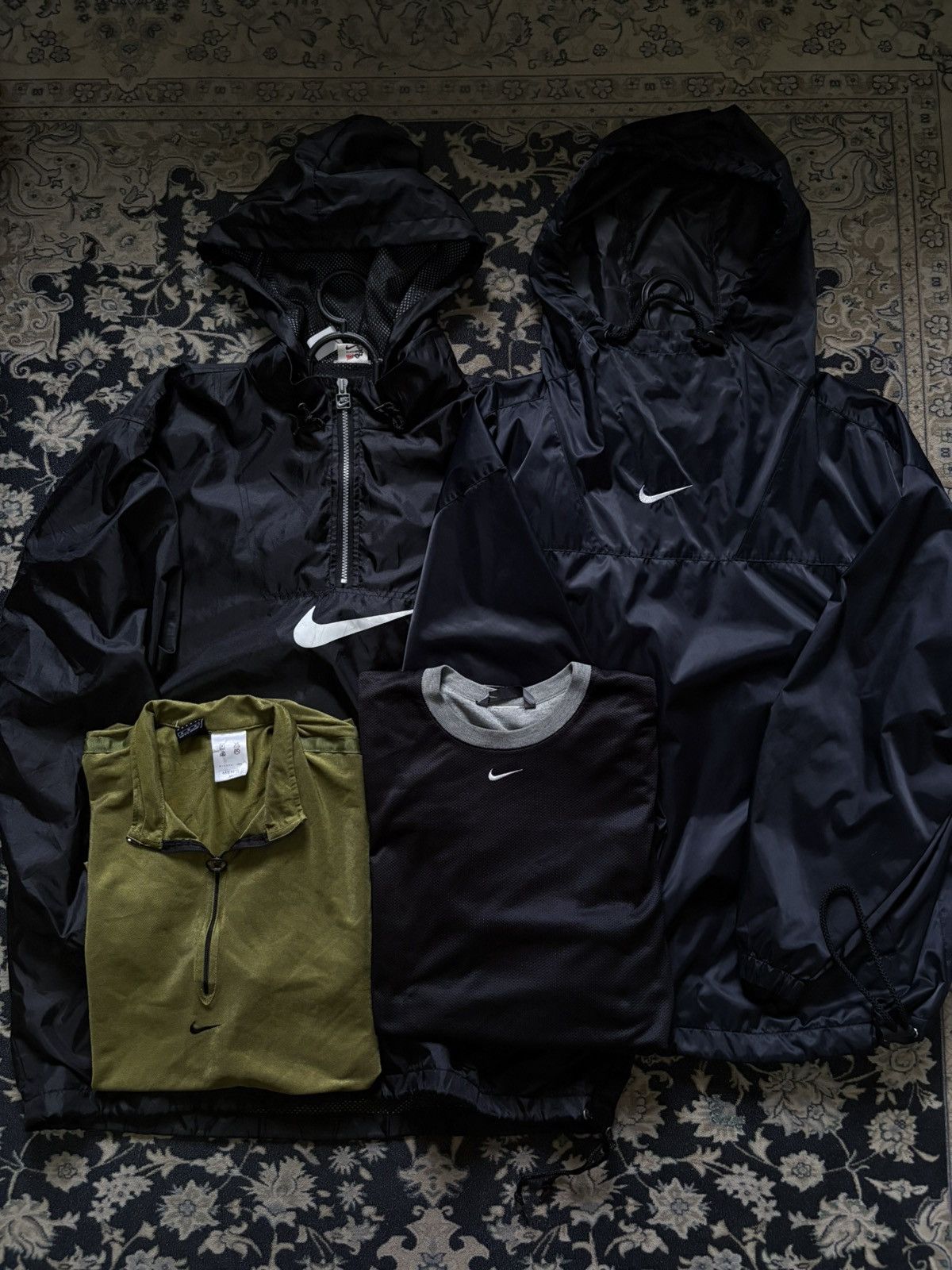 Nike Bundle Vintage Nike Centre Swoosh 4pcs Size US XL / EU 56 / 4 - 1 Thumbnail