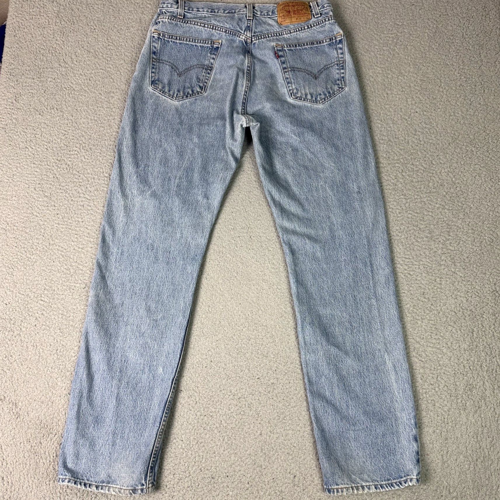 Levi's VINTAGE Levi's 505 Jeans Men Regular Light Blue 34x30 Straight 90s Grunge Denim Cotton Button Zip 5-Pocket image? Size US 34 / EU 50 - 5 Thumbnail