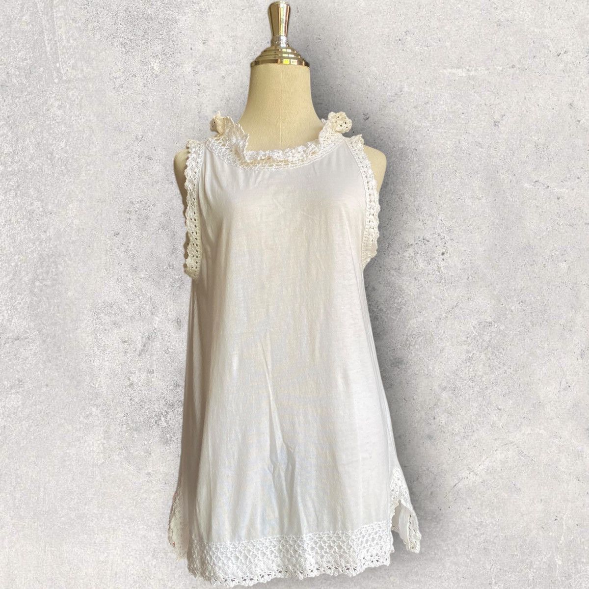 Prada 2010 Prada Lace Trim Tank Top Size XL / US 12-14 / IT 48-50 - 3 Thumbnail