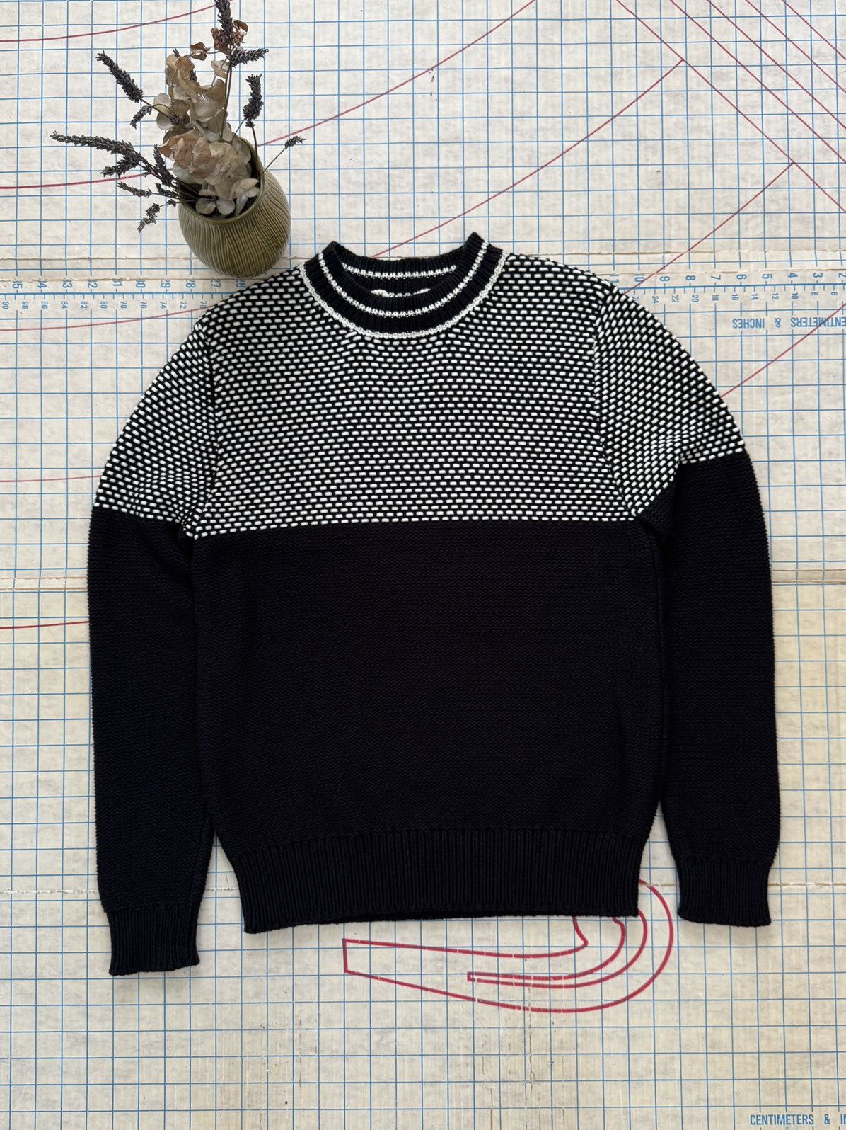 Carven × Designer Carven Black and White Knit Sweater Women’s Size Large Size L / US 10 / IT 46 - 2 Thumbnail